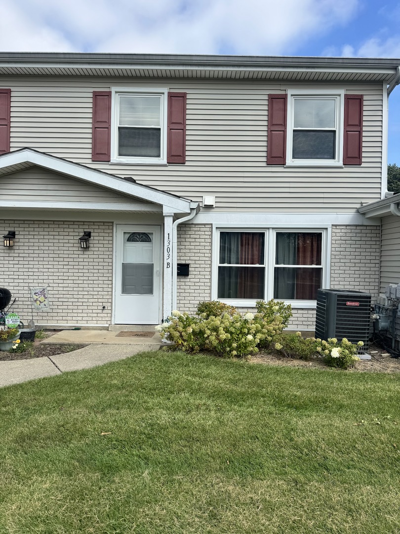 1303 Kingsbury Drive B Property Photo 1