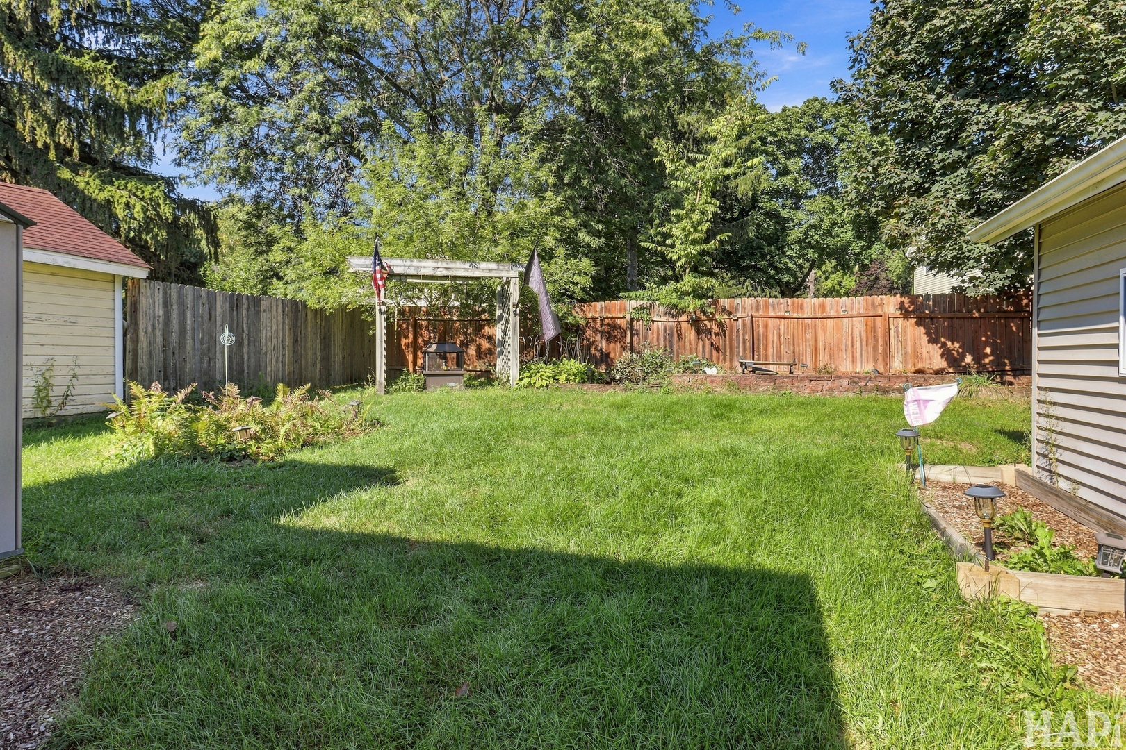 1617 N Riverside Drive Property Photo 22