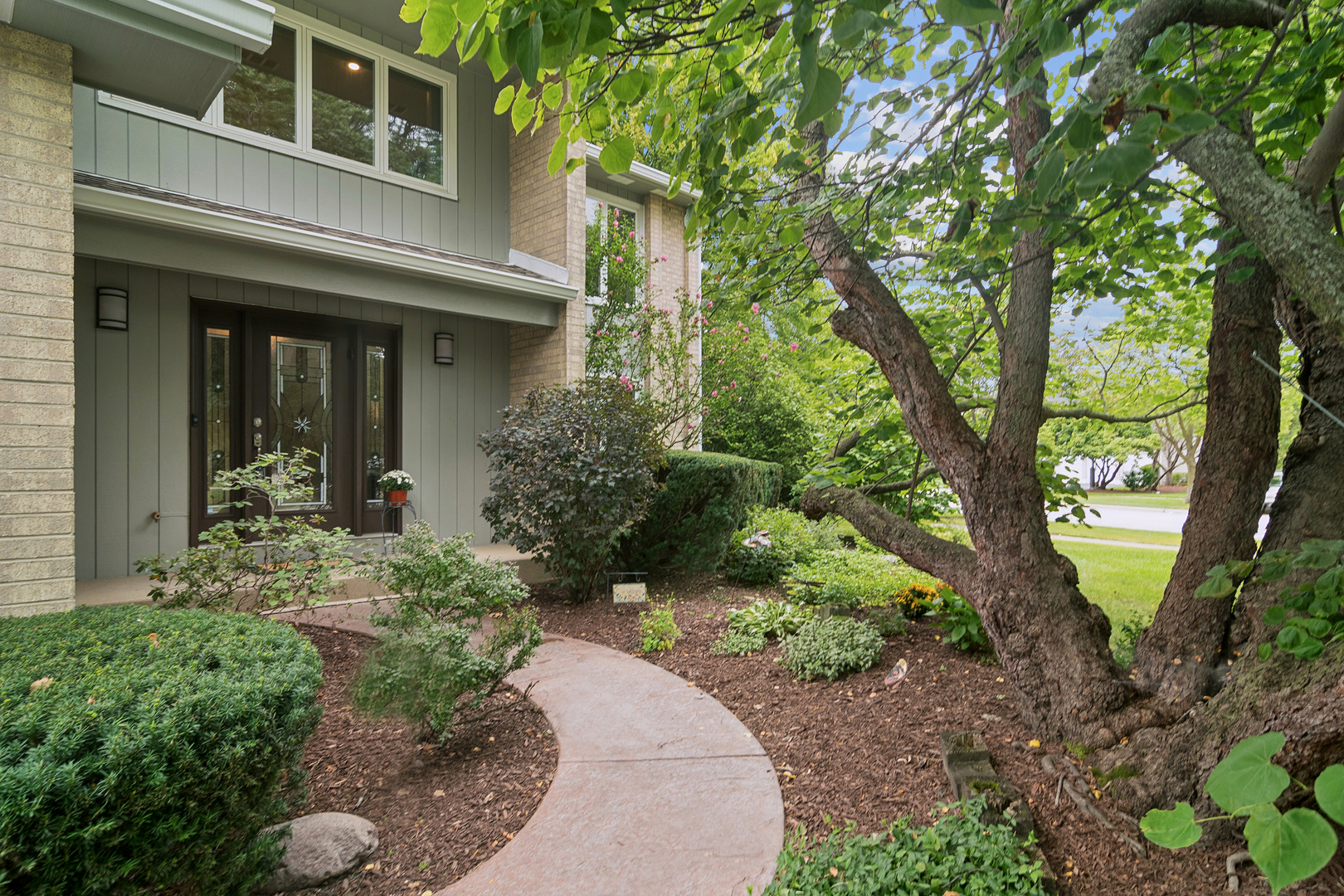 1310 Hidden Lake Drive Property Photo 2