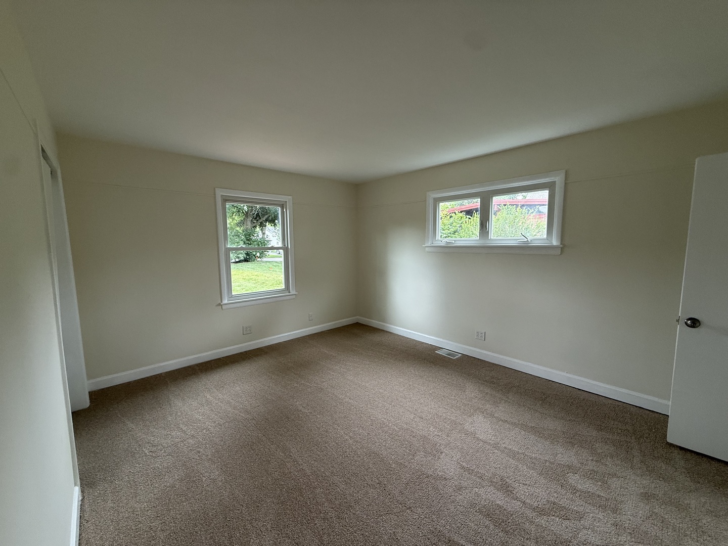 117 E Elm Street Property Photo 13
