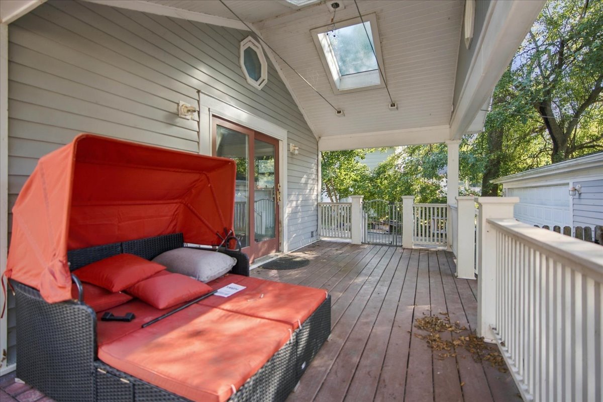 23833 W Lockport Street Property Photo 5