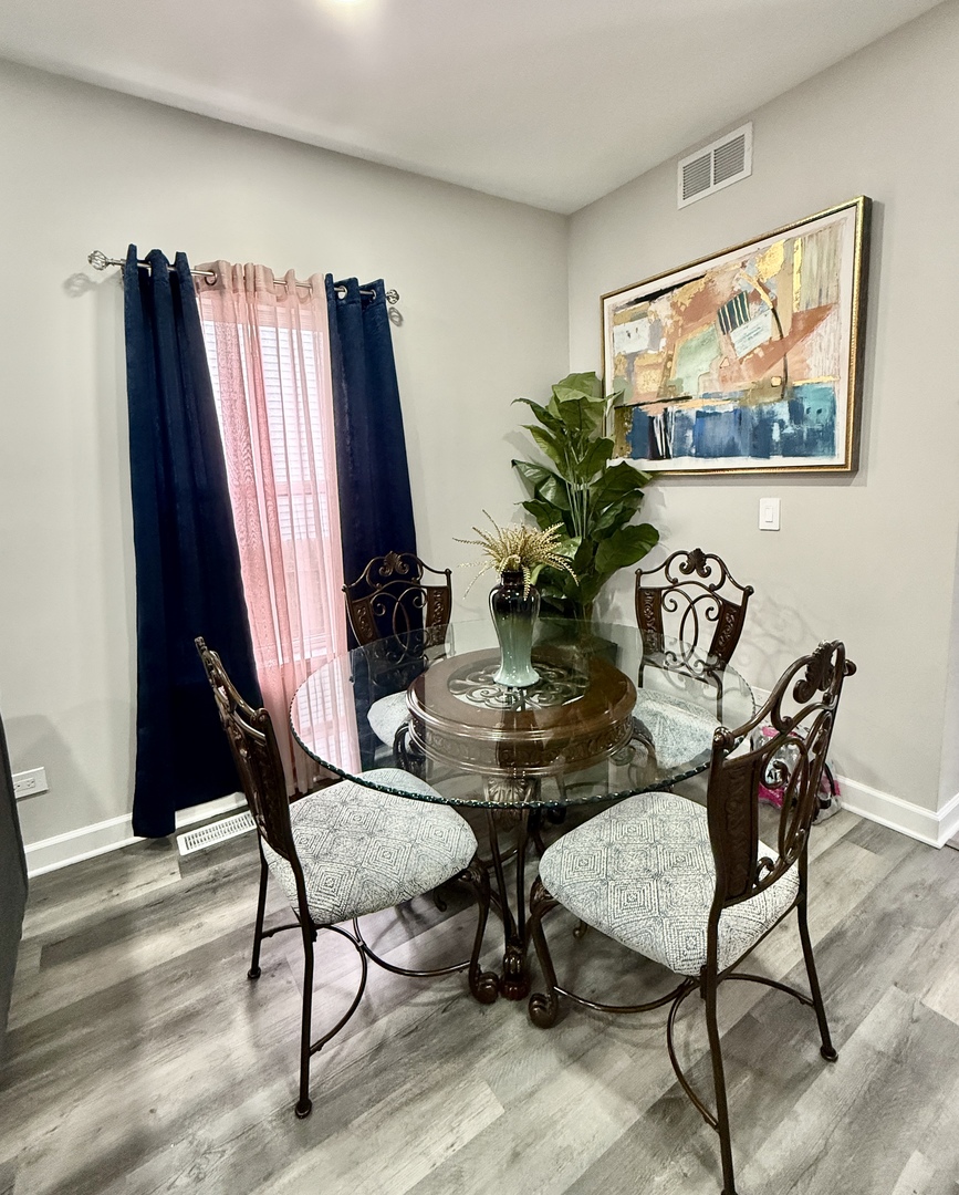 16150 Laurel Oak Drive Property Photo 5