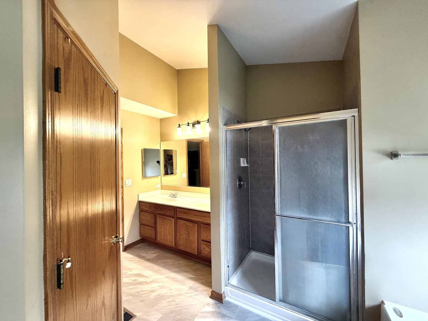 16150 Laurel Oak Drive Property Photo 16