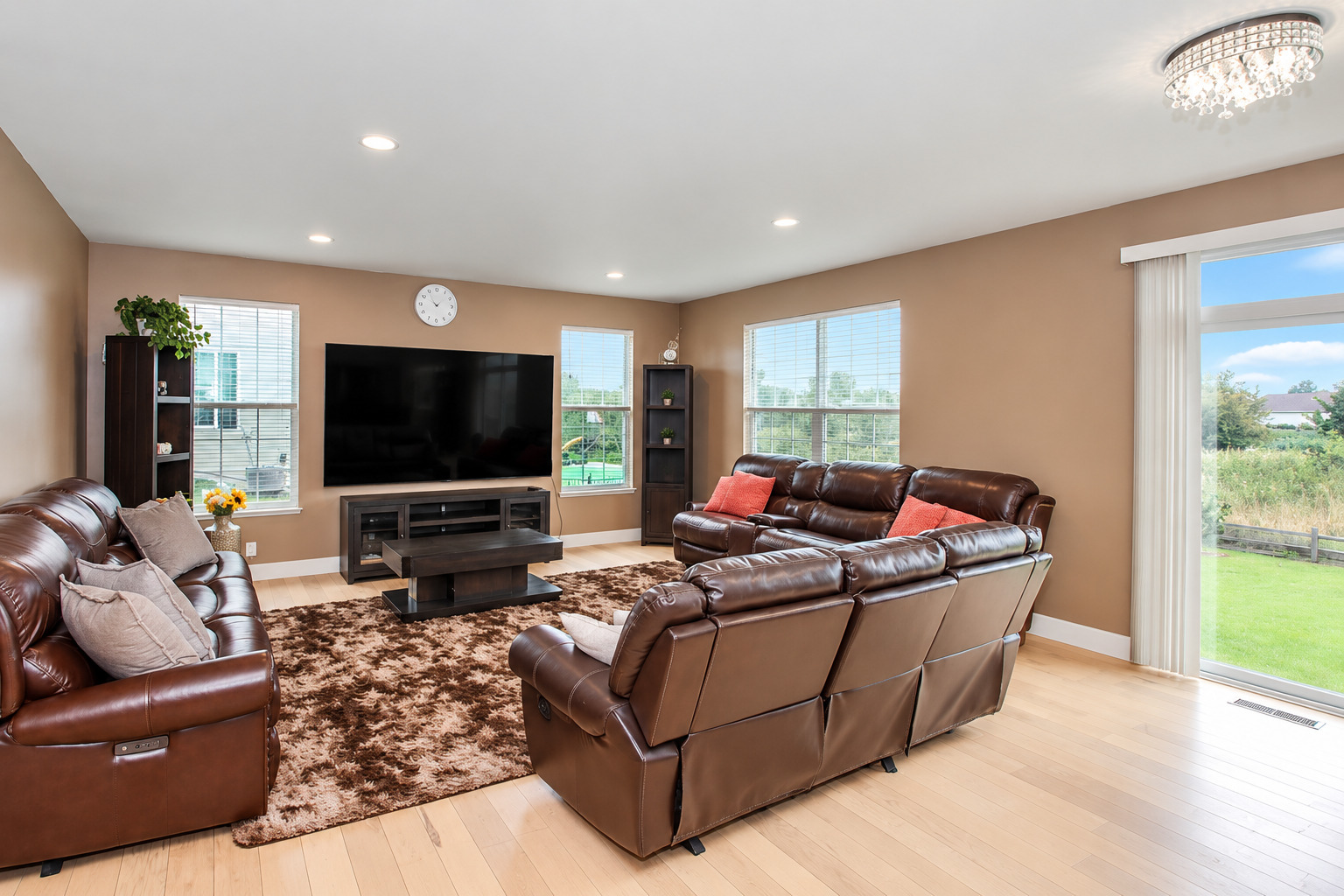 83 Stockholm Avenue Property Photo 7