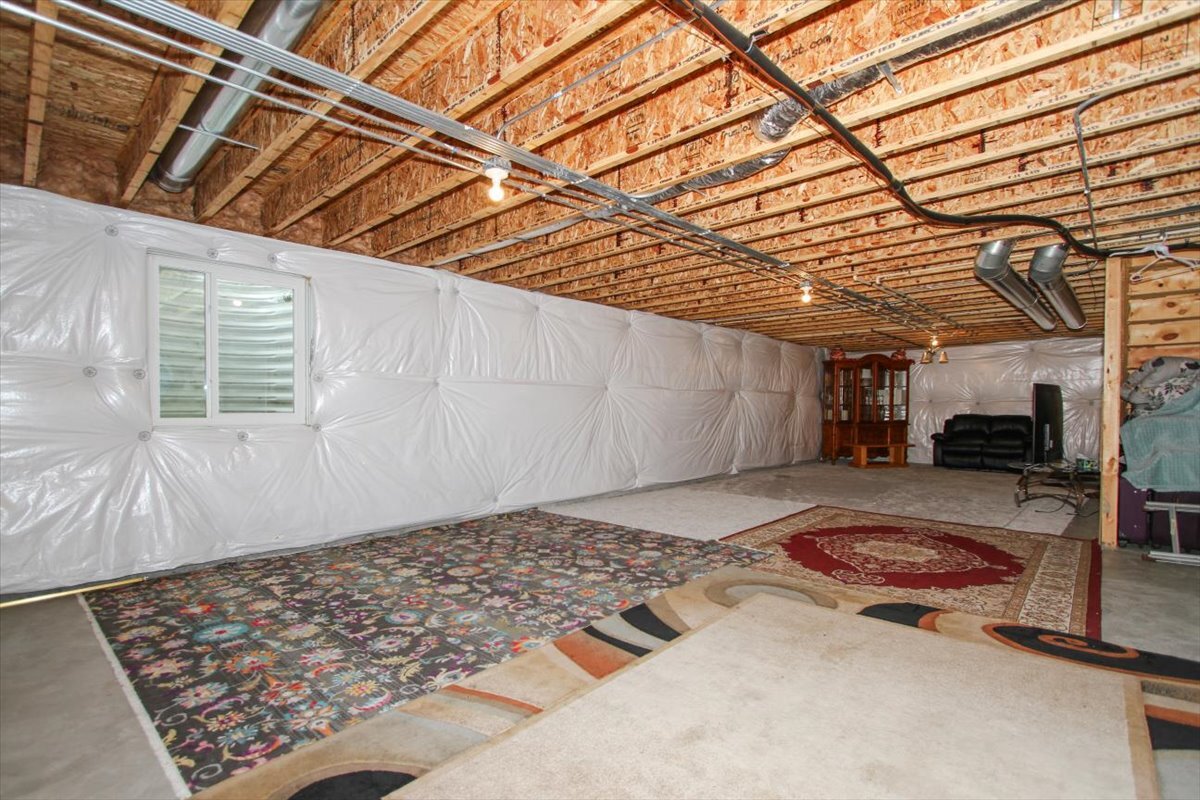 83 Stockholm Avenue Property Photo 22