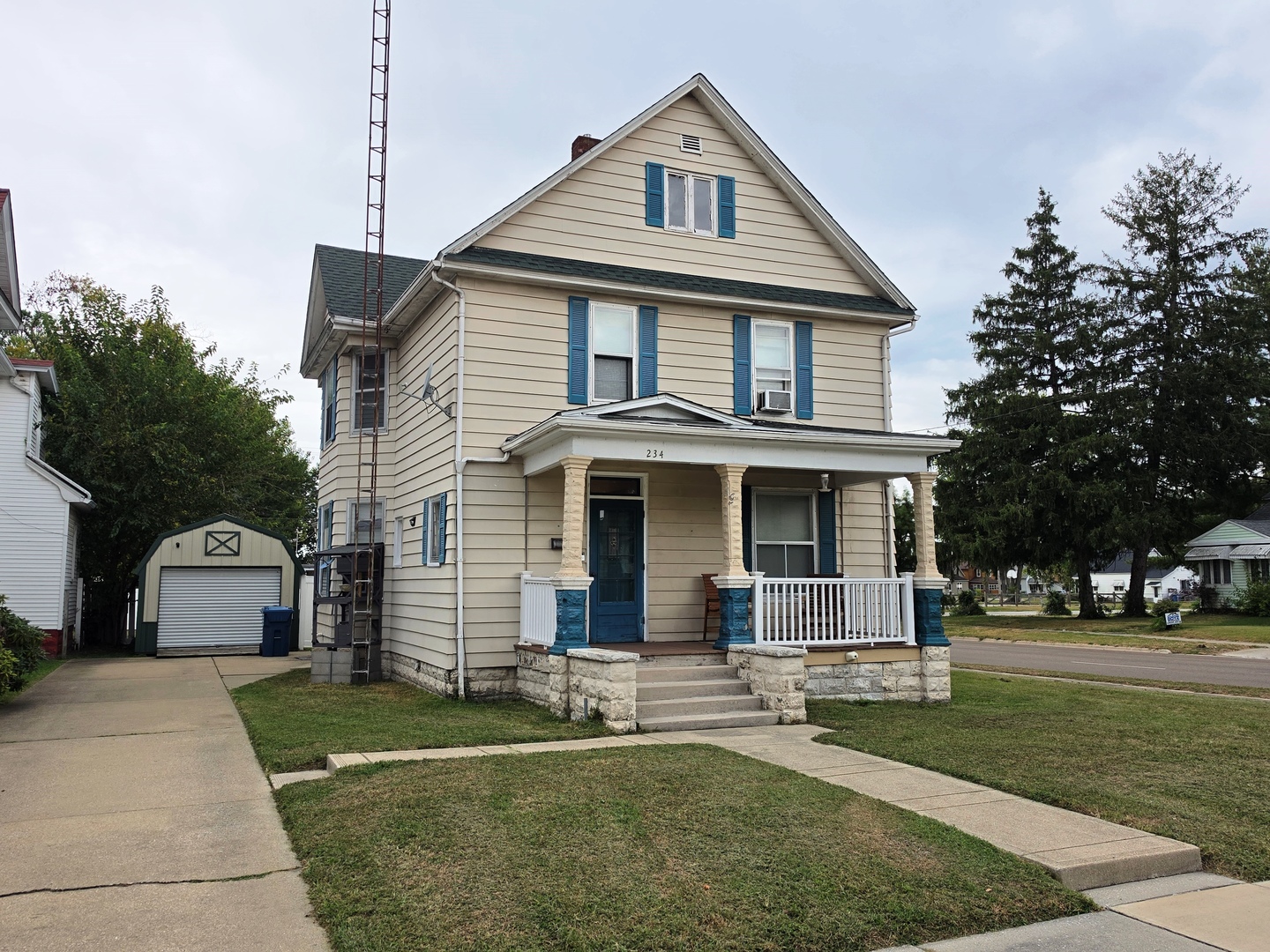 234 N Cherry Street Property Photo 1