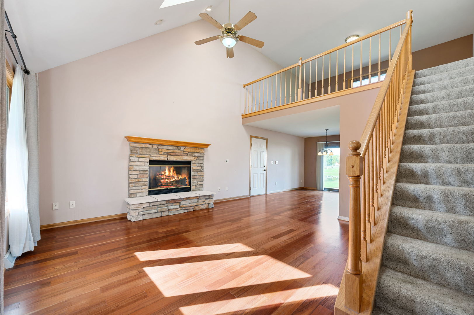 1142 Mulberry Lane Property Photo 3