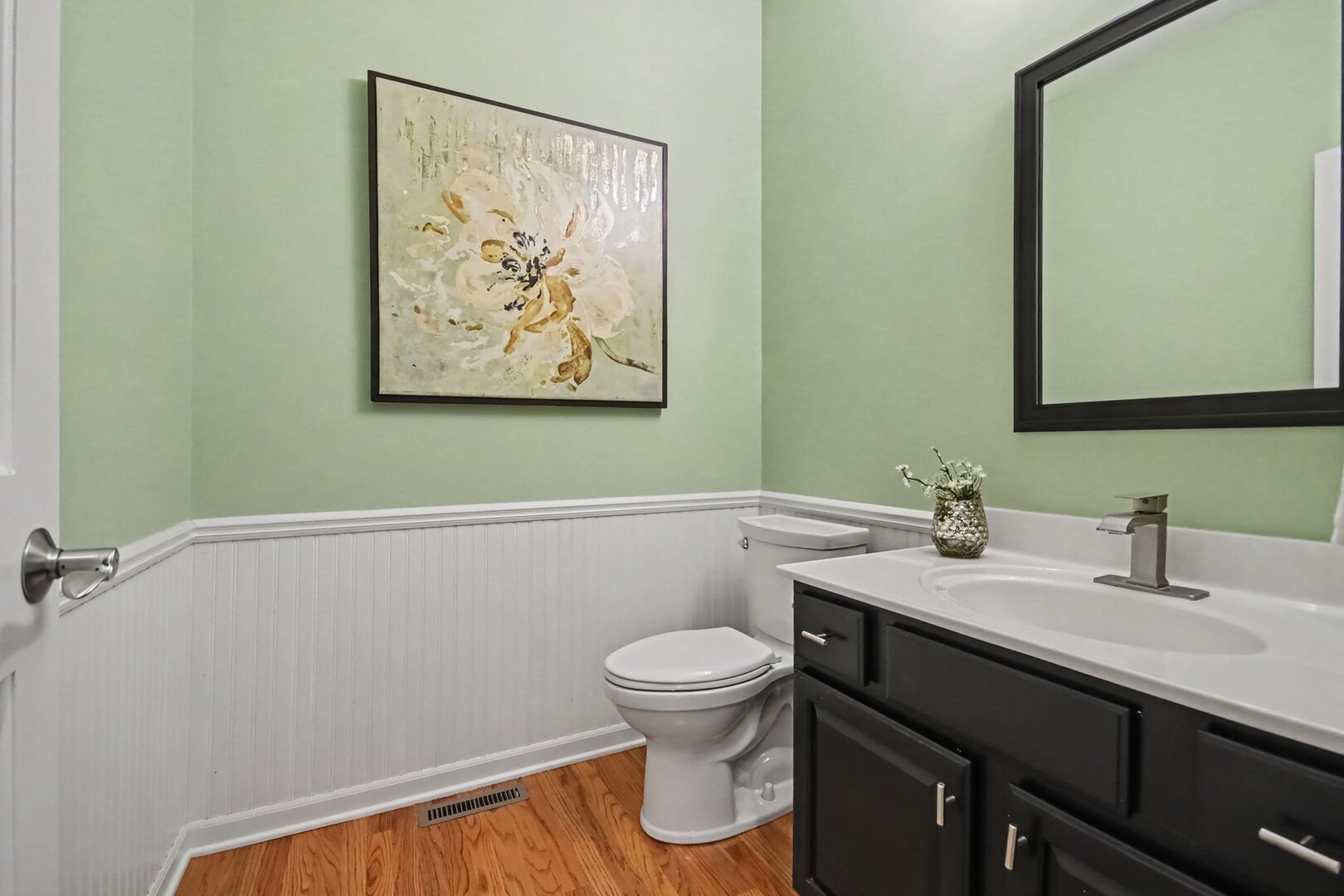 204 Holly Lane Property Photo 15
