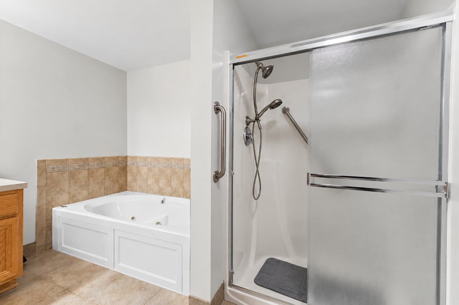 11131 Waters Edge Drive 1b Property Photo 14