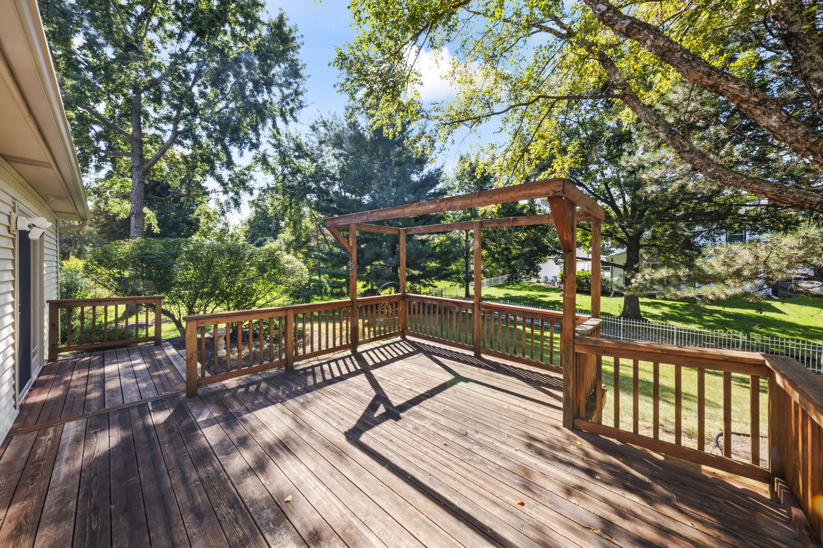 2205 Brown Court Property Photo 5