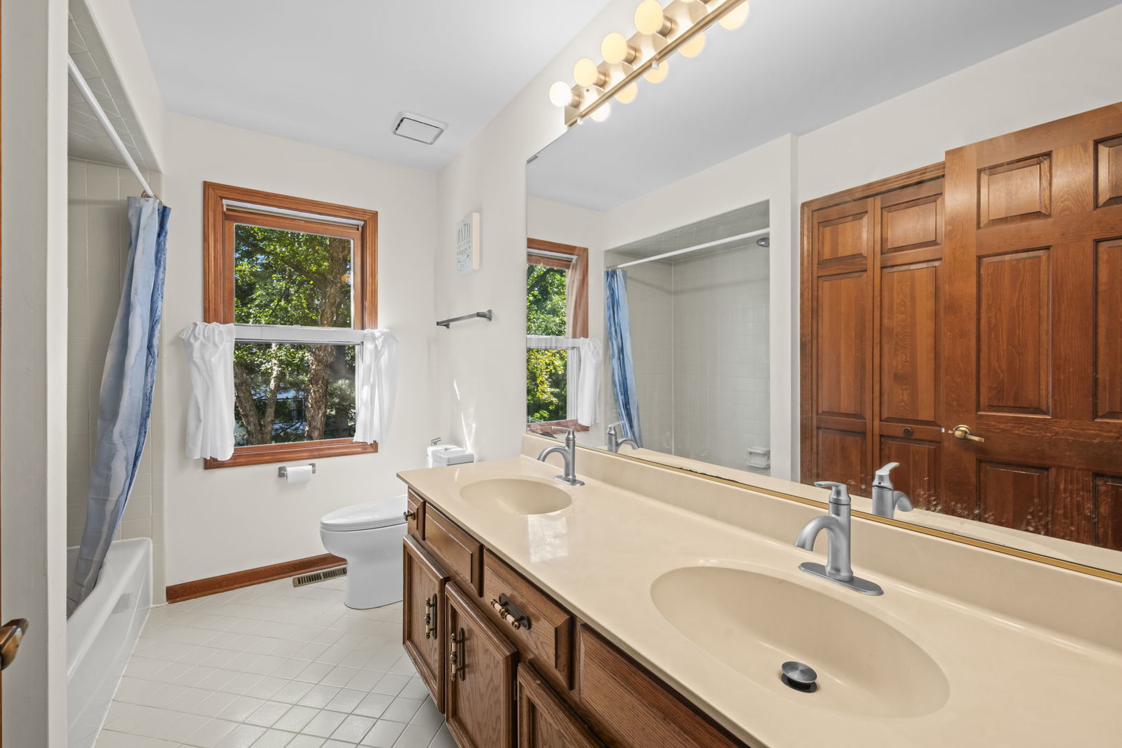 2205 Brown Court Property Photo 29