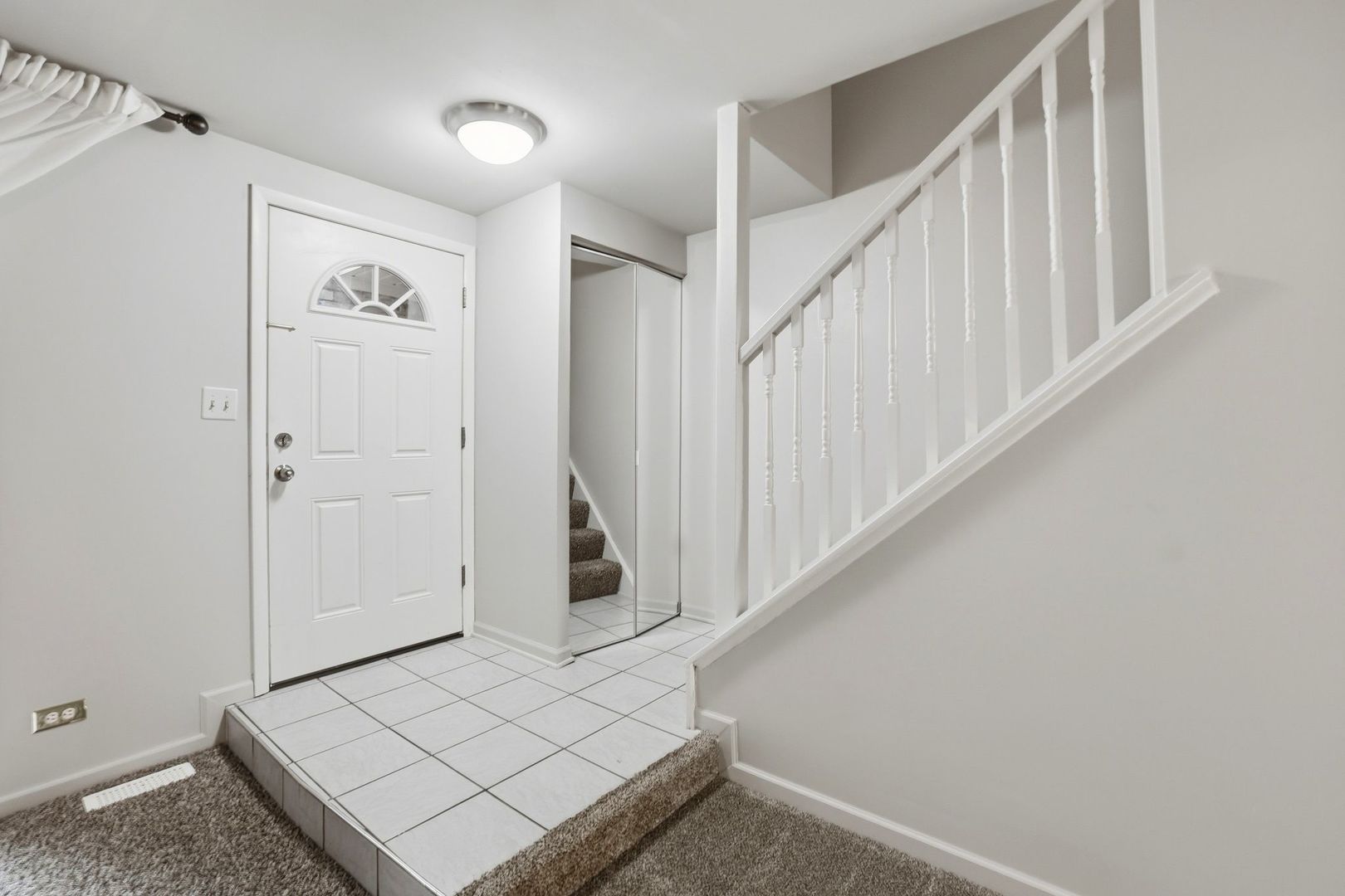 2064 Country Club Drive Property Photo 11