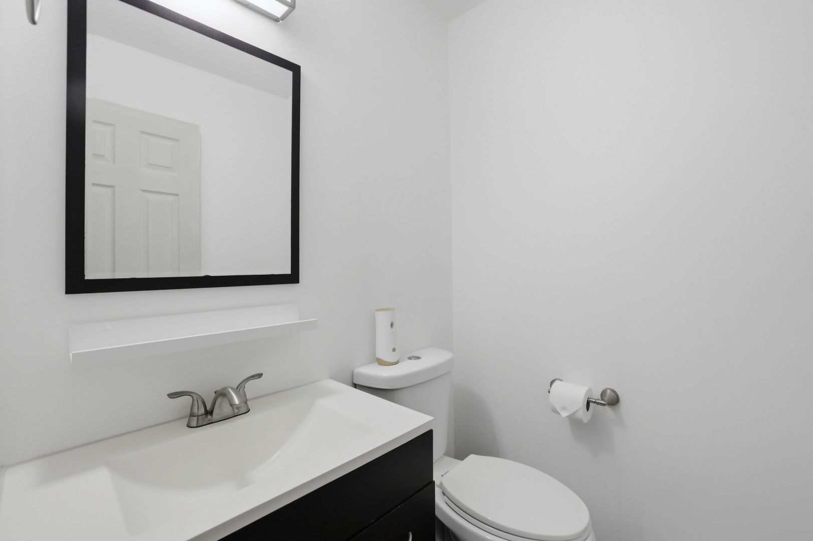 2064 Country Club Drive Property Photo 19