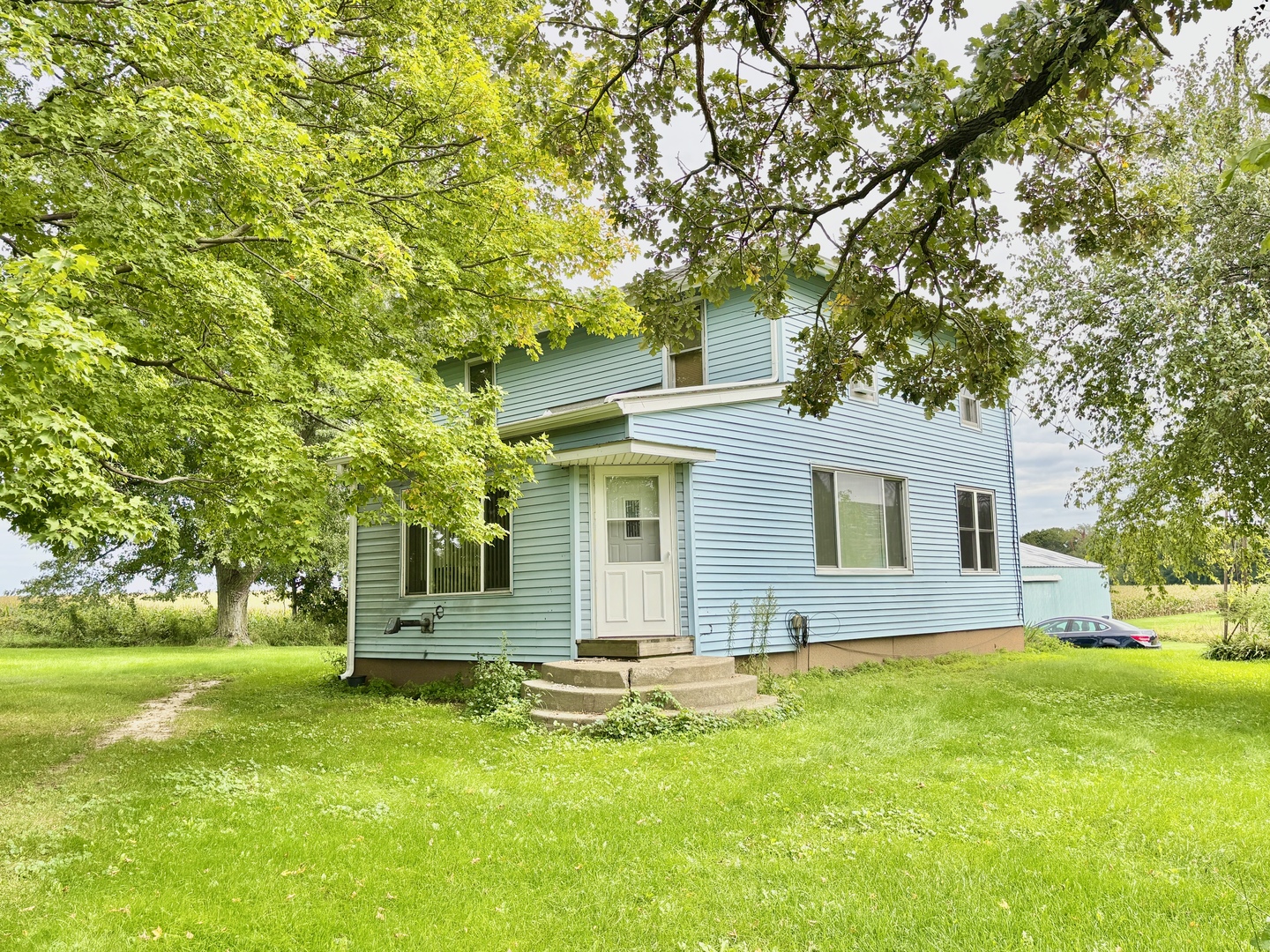7575 Manchester Road Property Photo 1