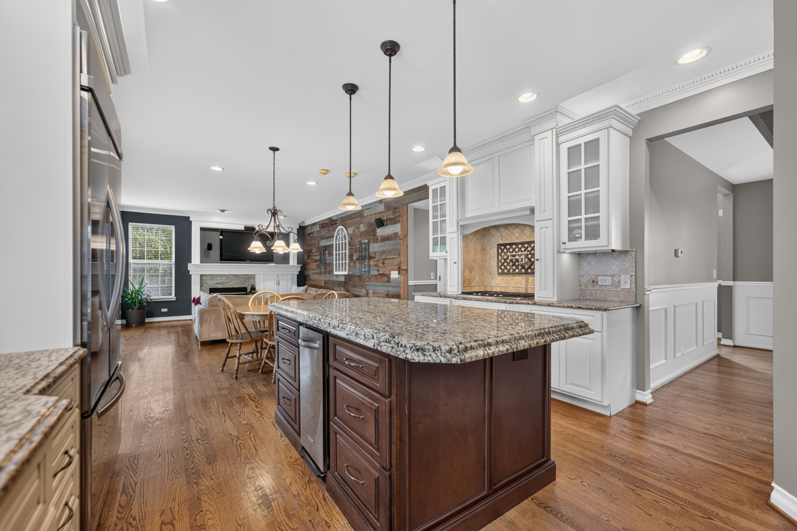 1068 Fox Path Property Photo 12