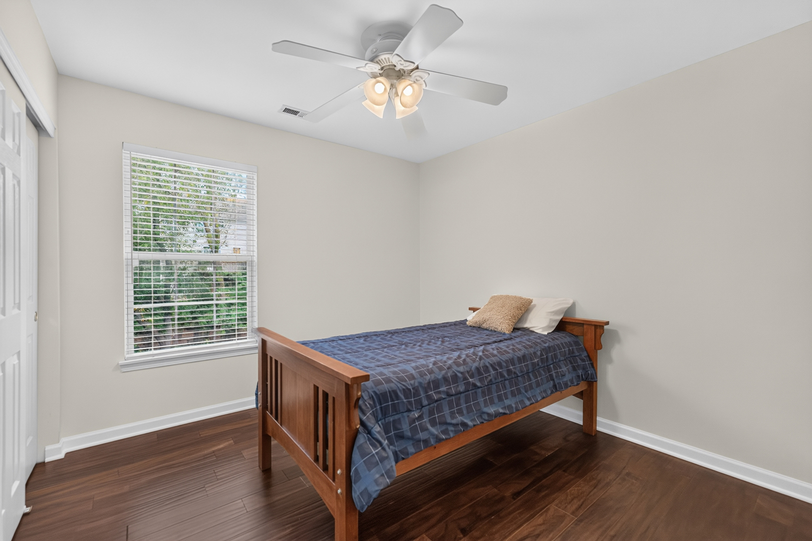 1068 Fox Path Property Photo 30