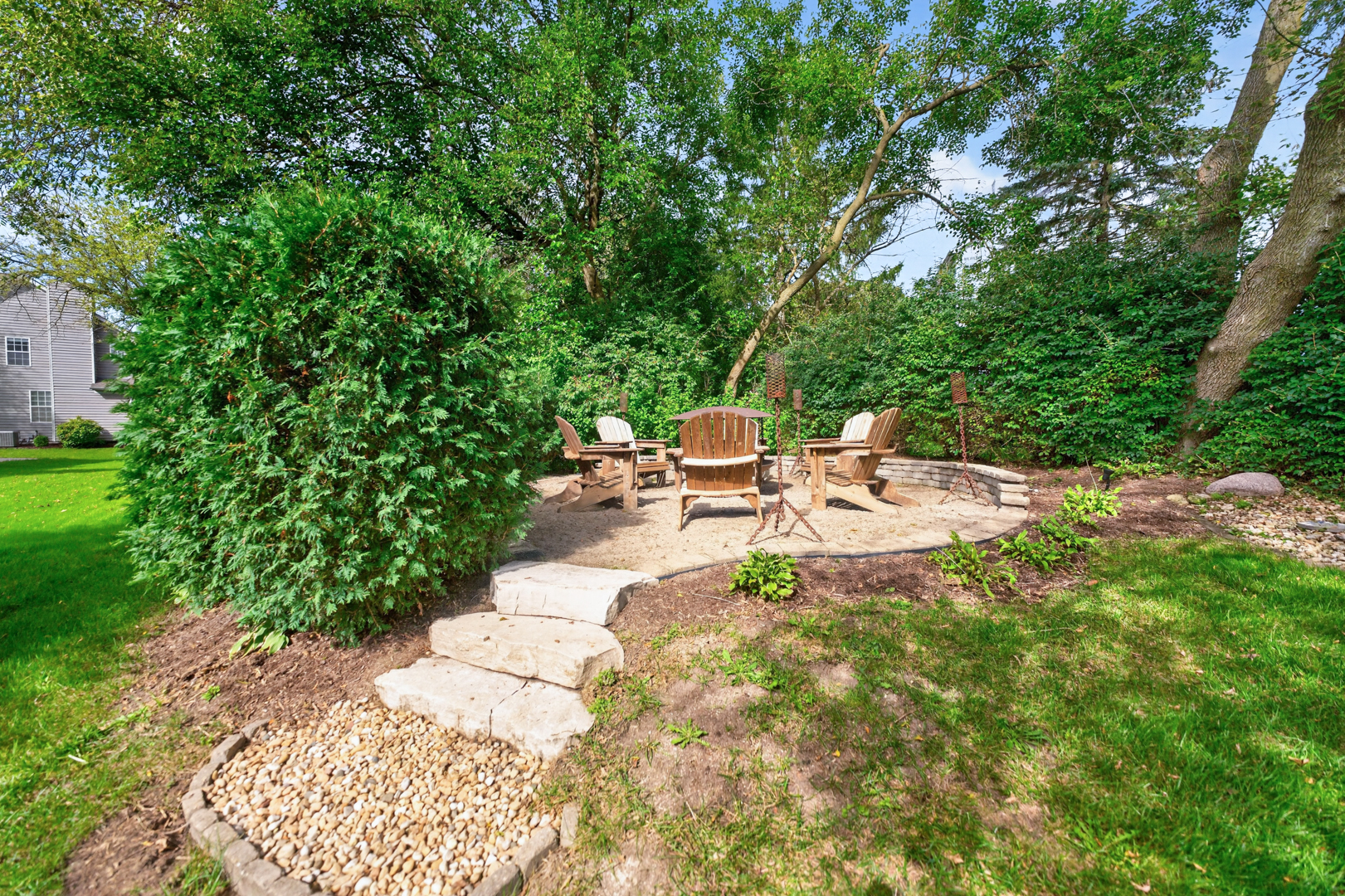 1068 Fox Path Property Photo 44