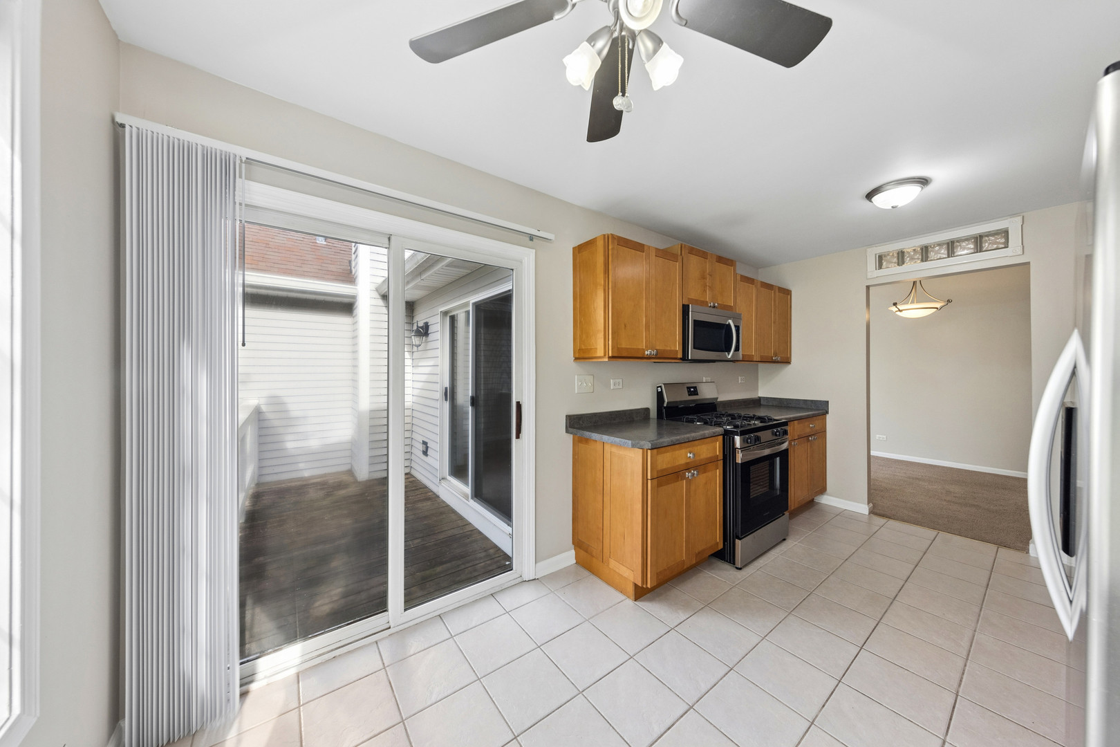 240 Ashbury Lane 6 Property Photo 4