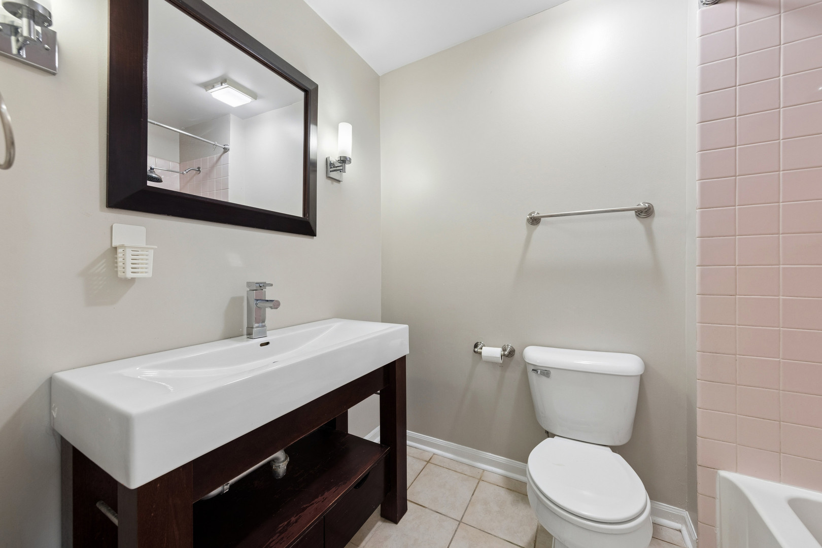 240 Ashbury Lane 6 Property Photo 10