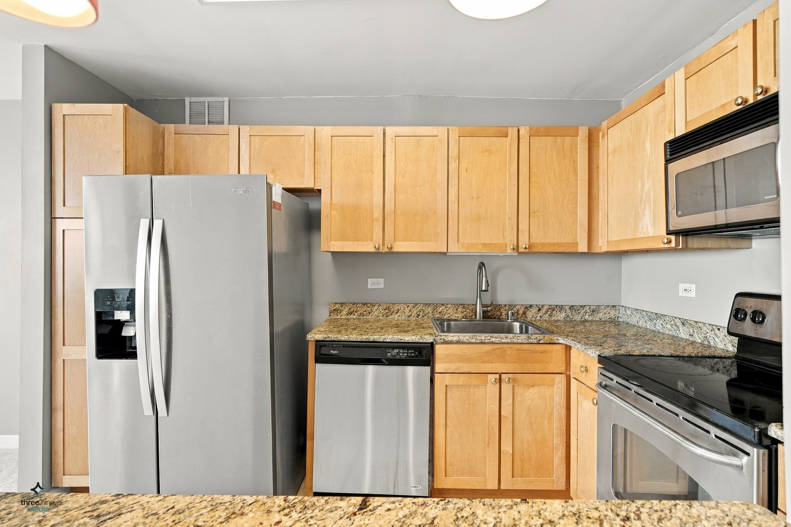 655 W Irving Park Road 5406 Property Photo 13
