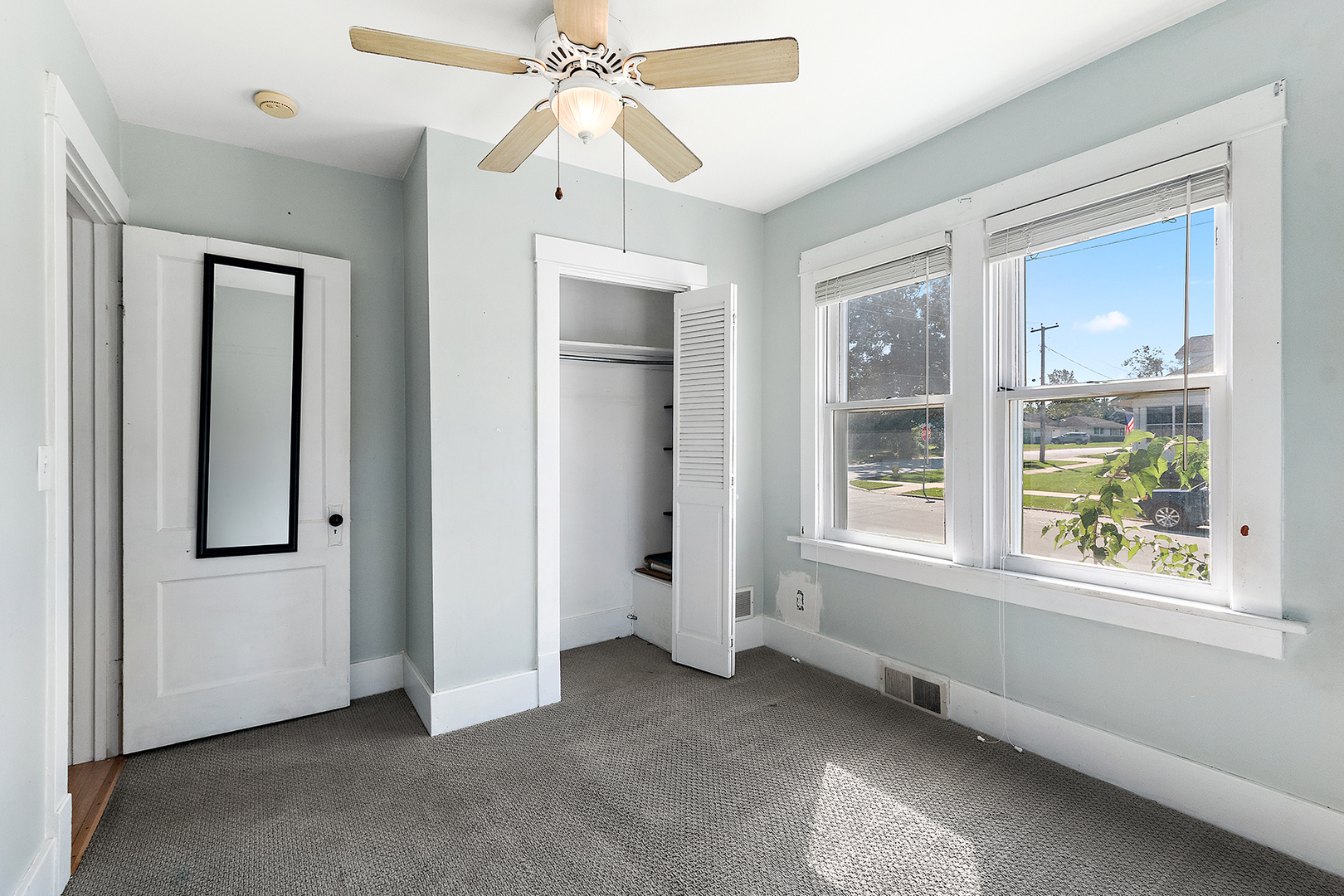 1446 Selleck Street Property Photo 14