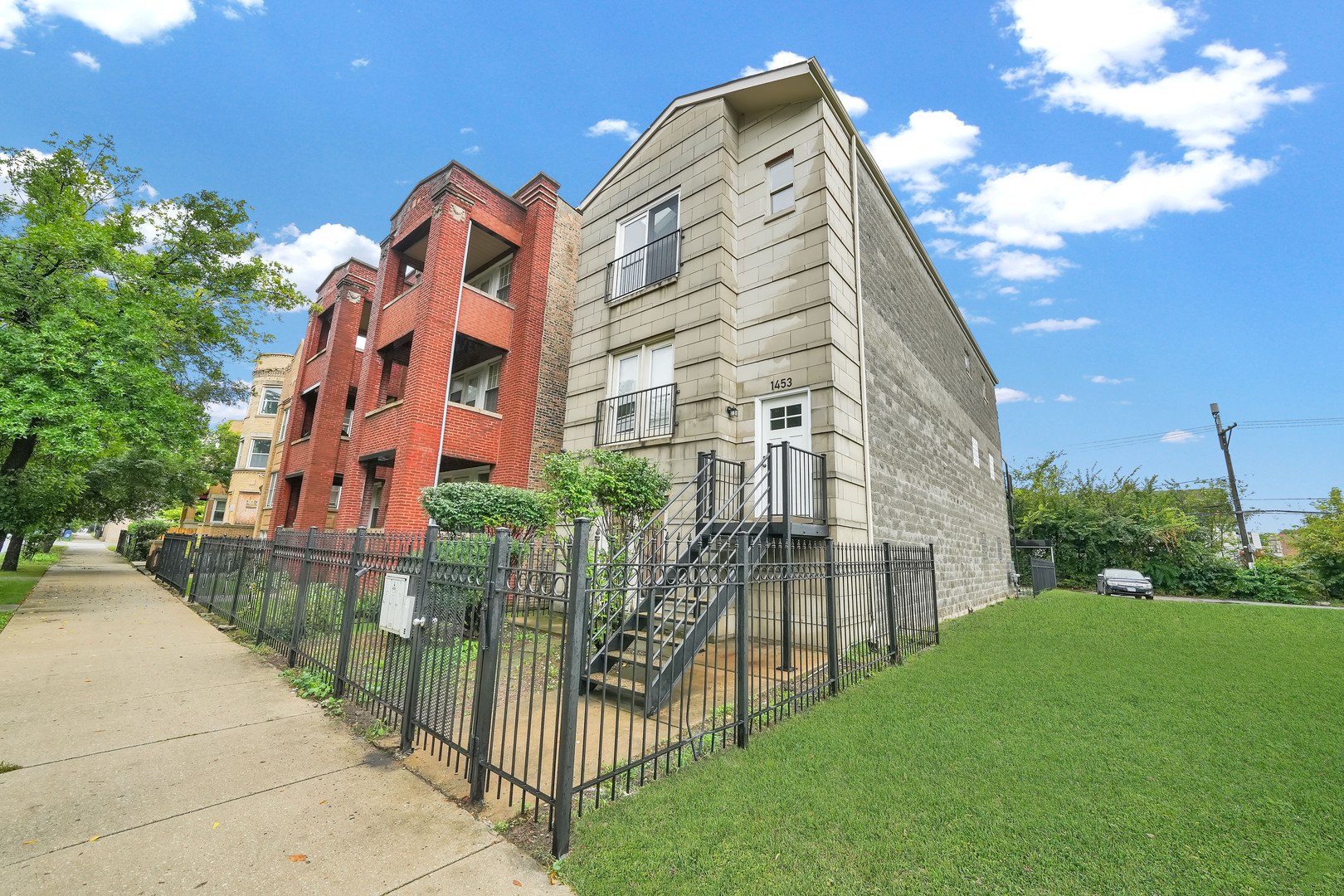 1453 W Garfield Boulevard 3 Property Photo 1
