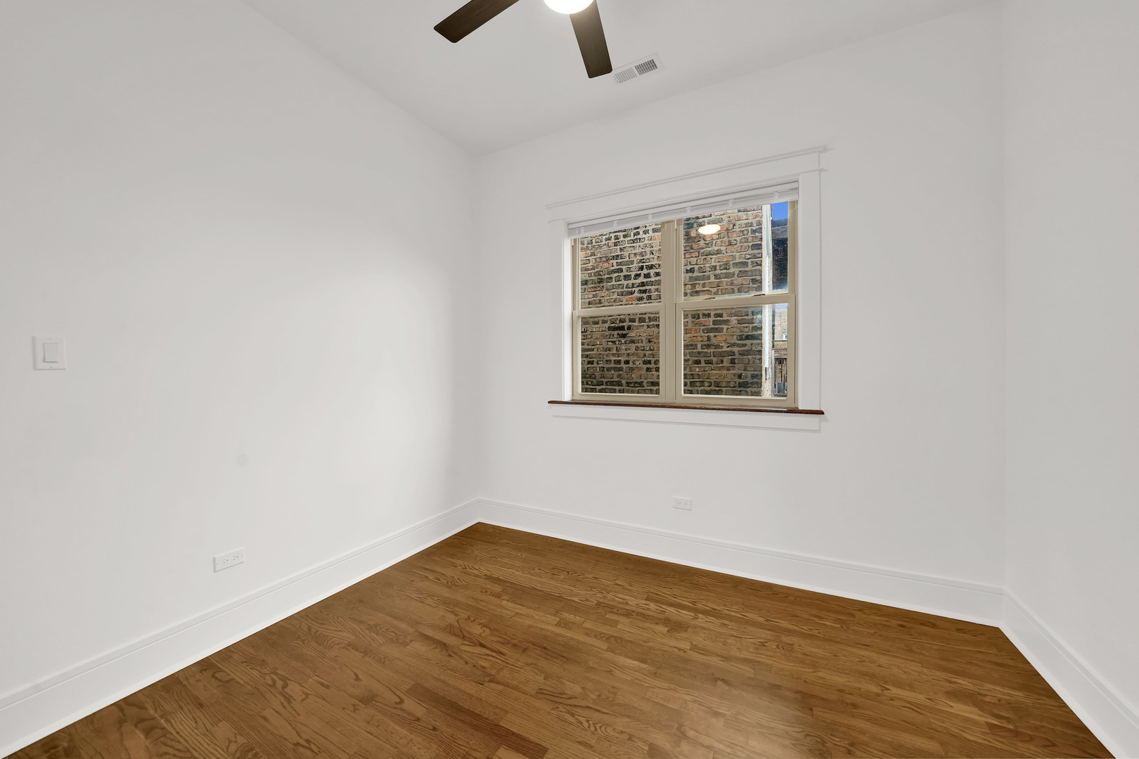 1453 W Garfield Boulevard 3 Property Photo 17