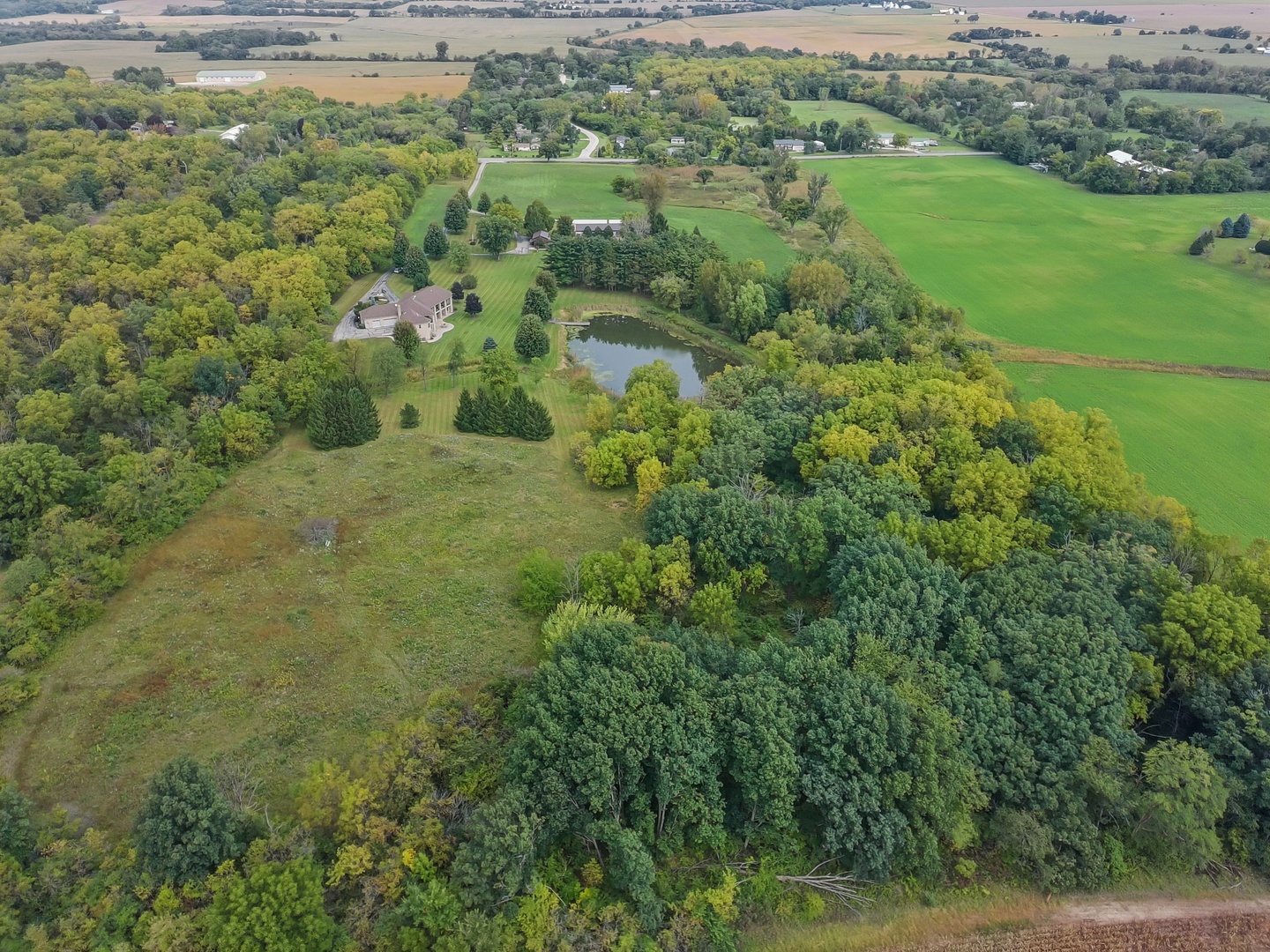 19014 Kishwaukee Valley Road Property Photo 11