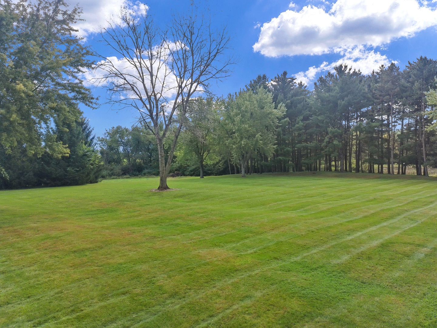 19014 Kishwaukee Valley Road Property Photo 65