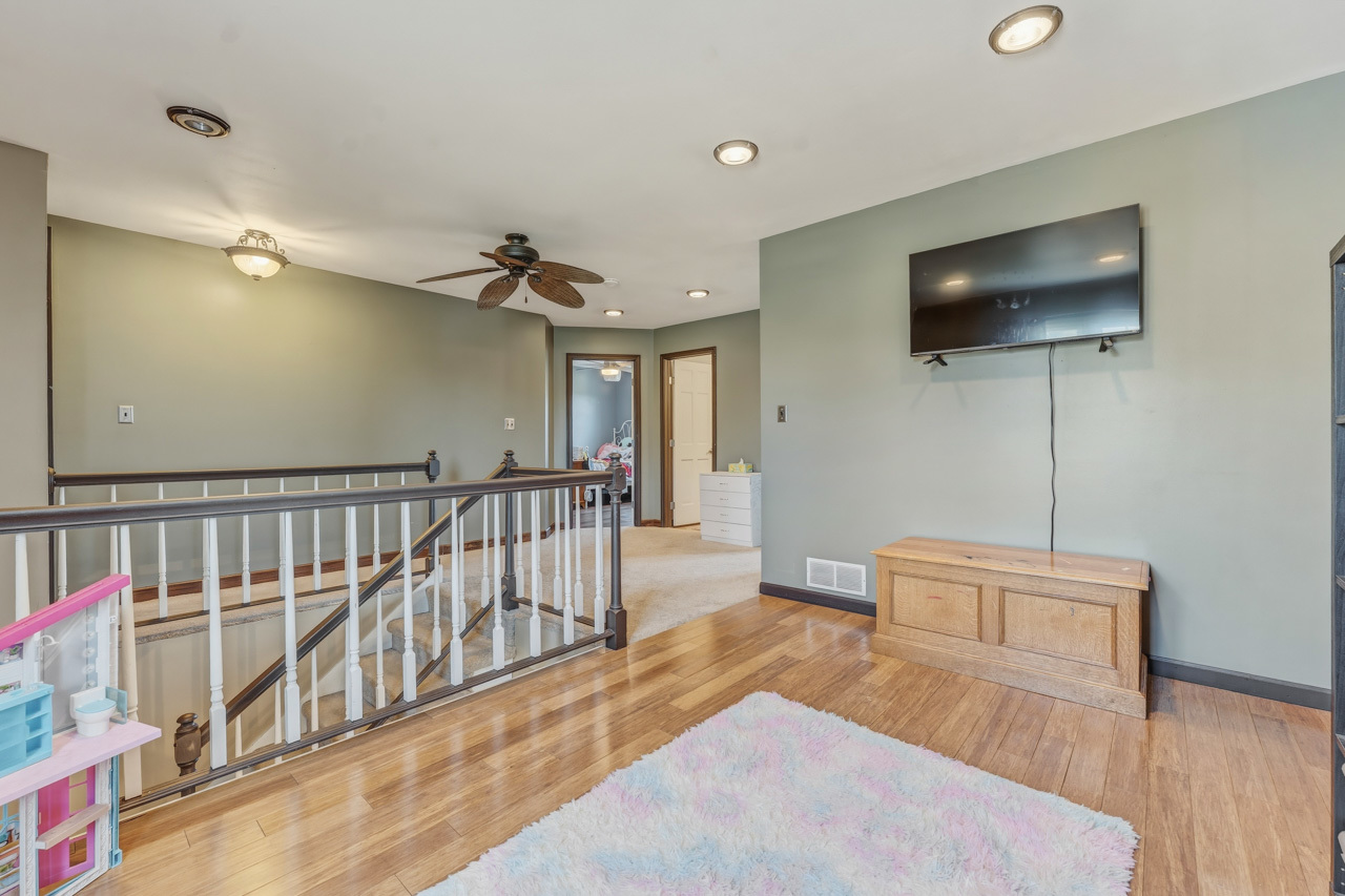 5004 Glenbrook Trail Property Photo 24