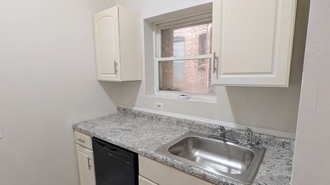 14 W Chestnut Street 1m Property Photo 4