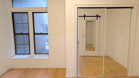 14 W Chestnut Street 1m Property Photo 8