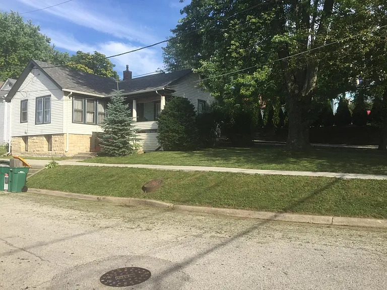 402 Porter Street Property Photo 2