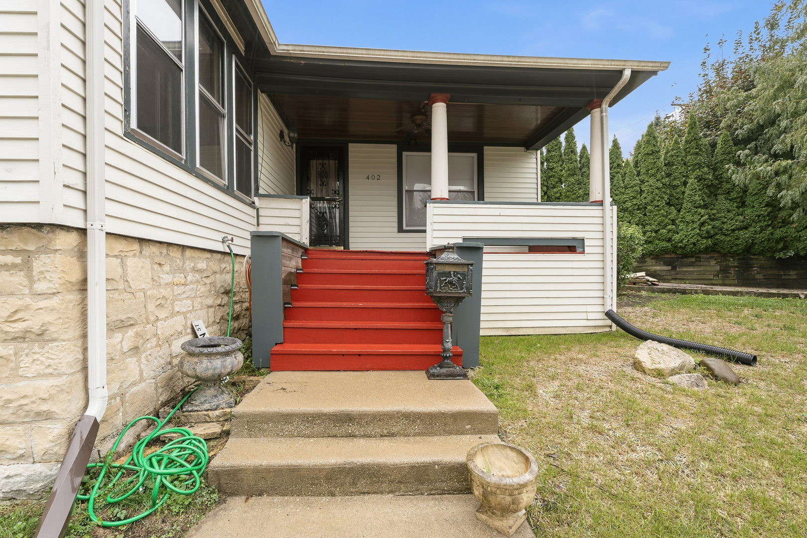 402 Porter Street Property Photo 4