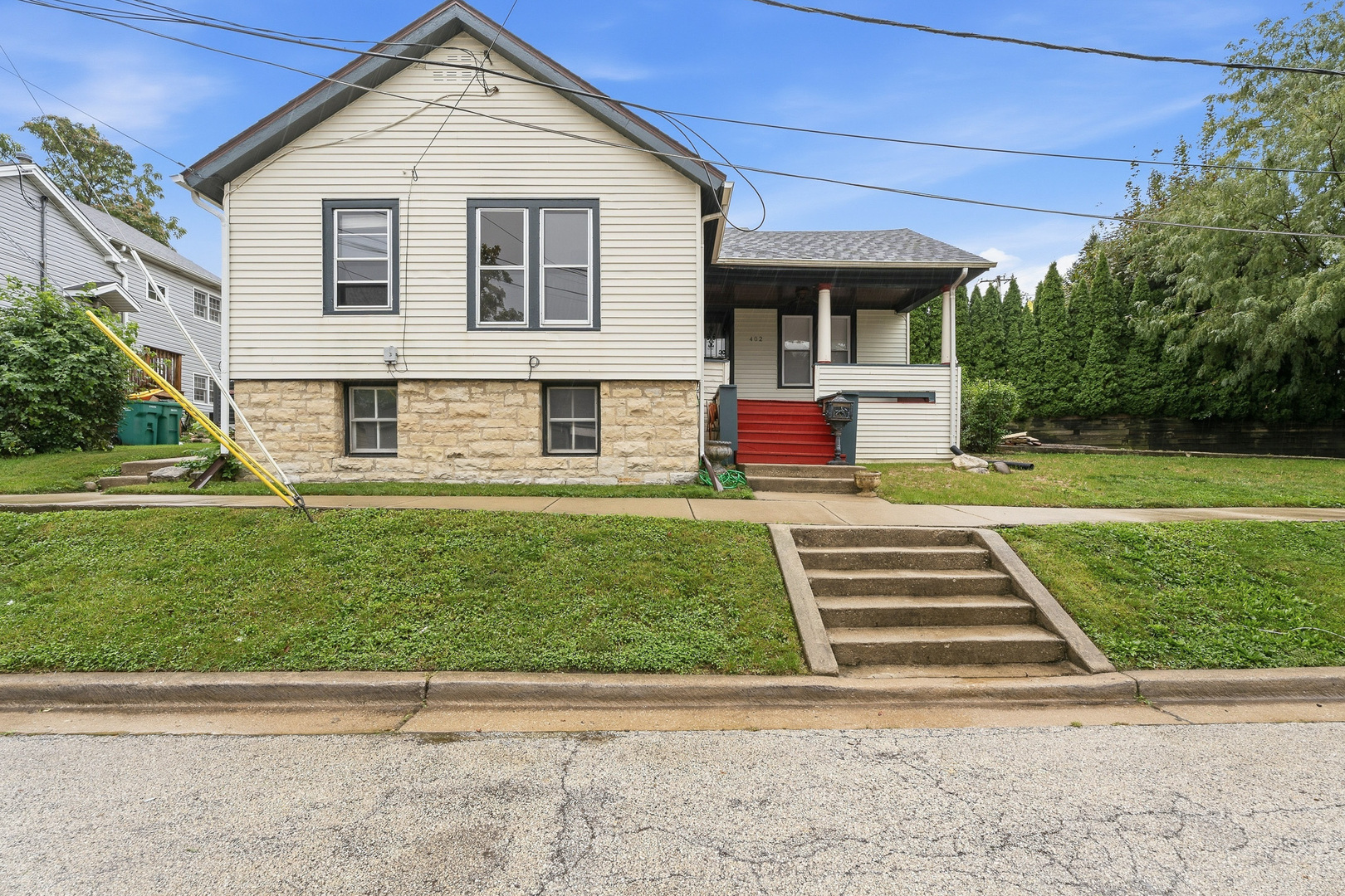 402 Porter Street Property Photo 8