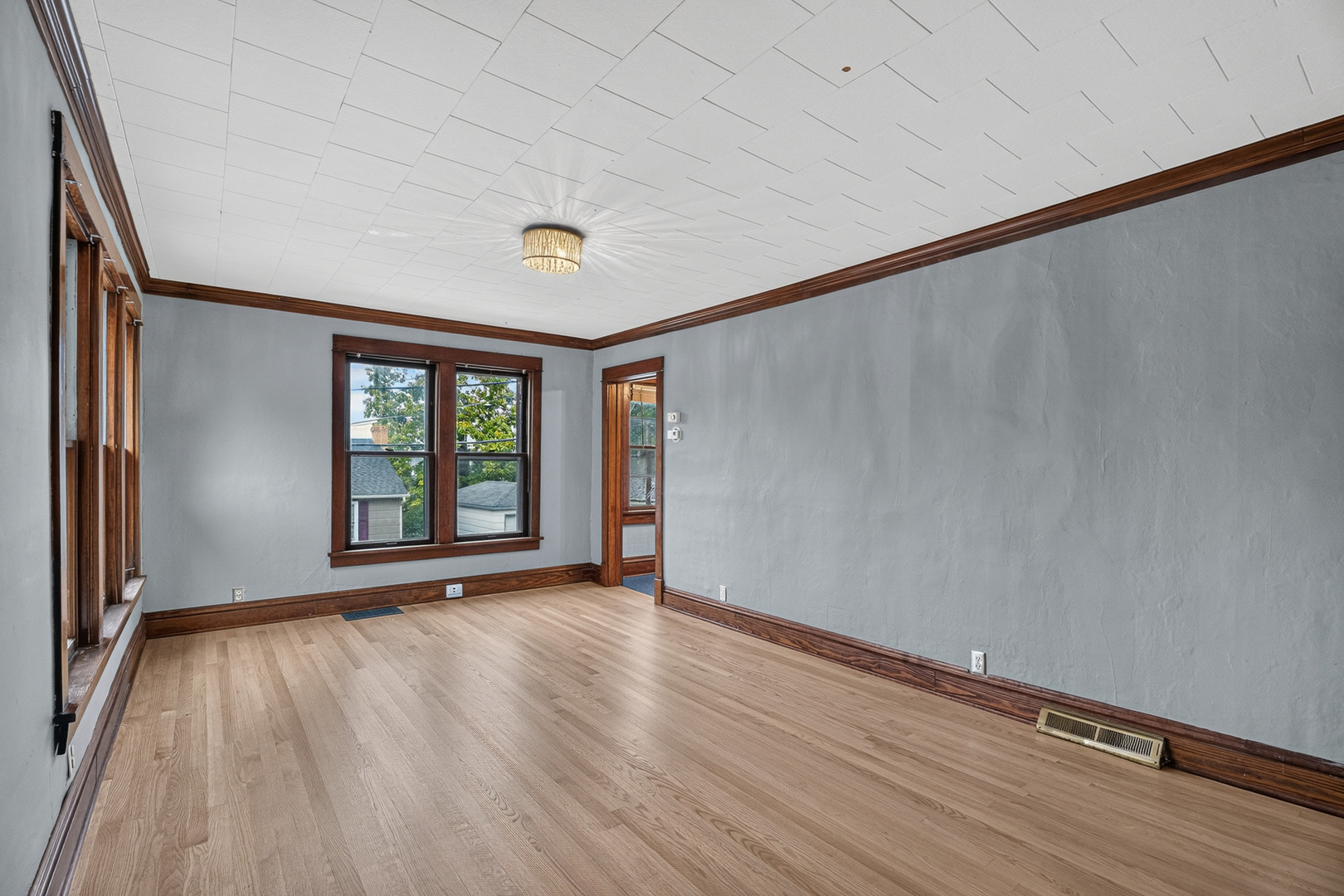 402 Porter Street Property Photo 17