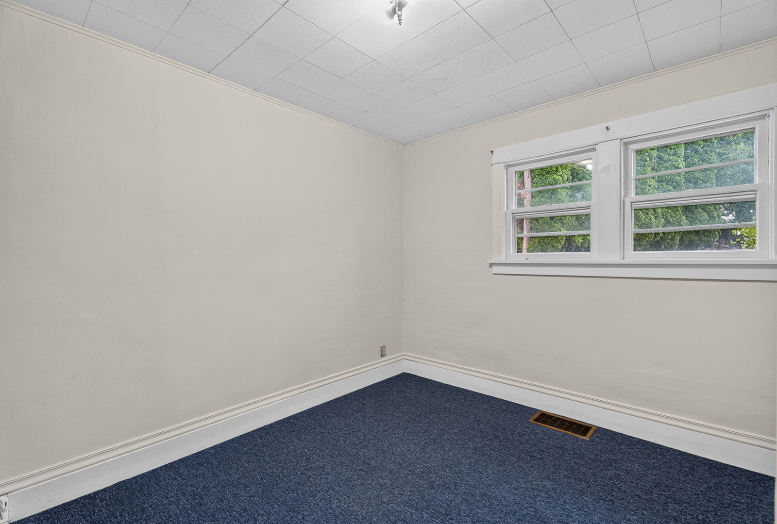 402 Porter Street Property Photo 25