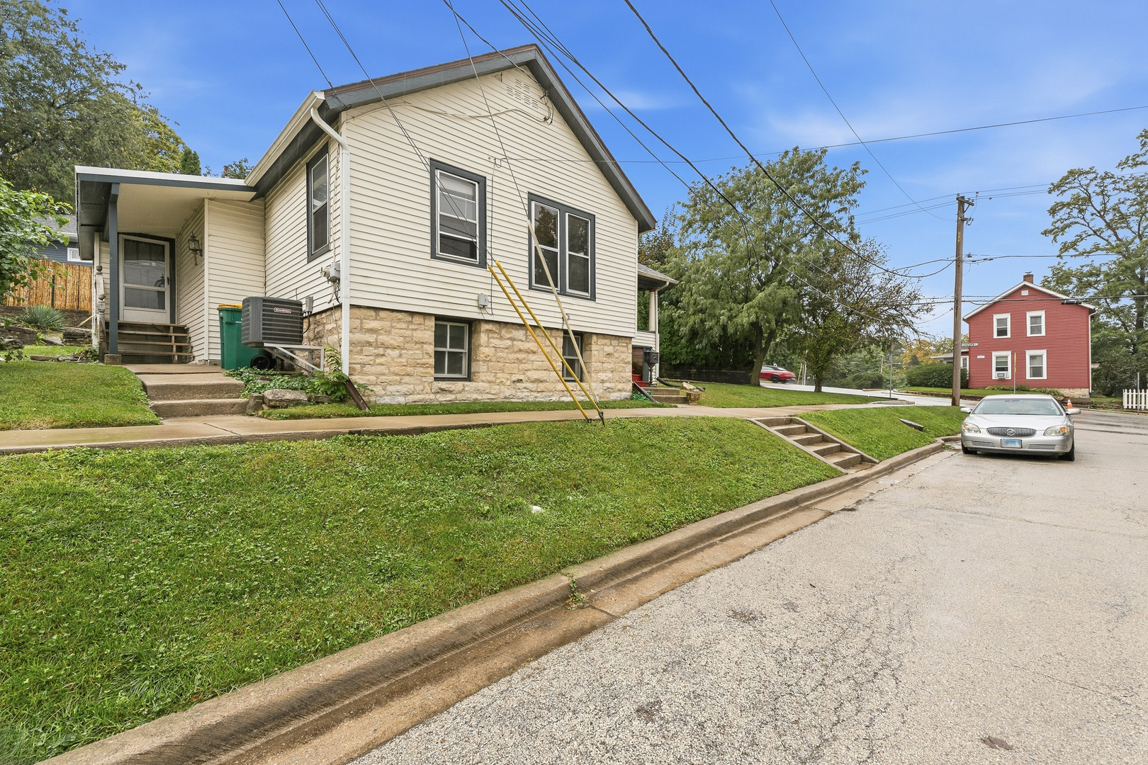402 Porter Street Property Photo 30