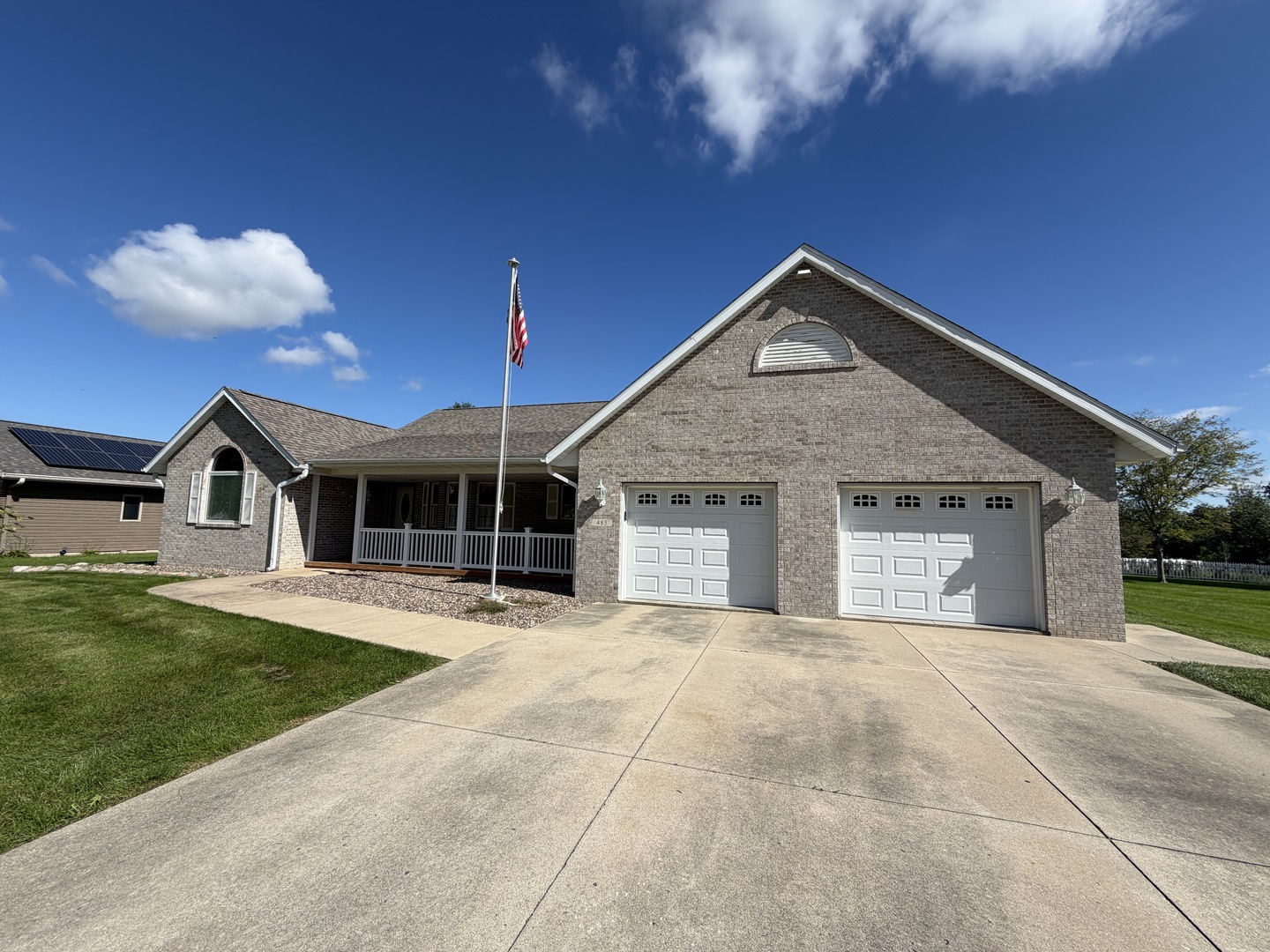 485 Lions Drive Property Photo 3
