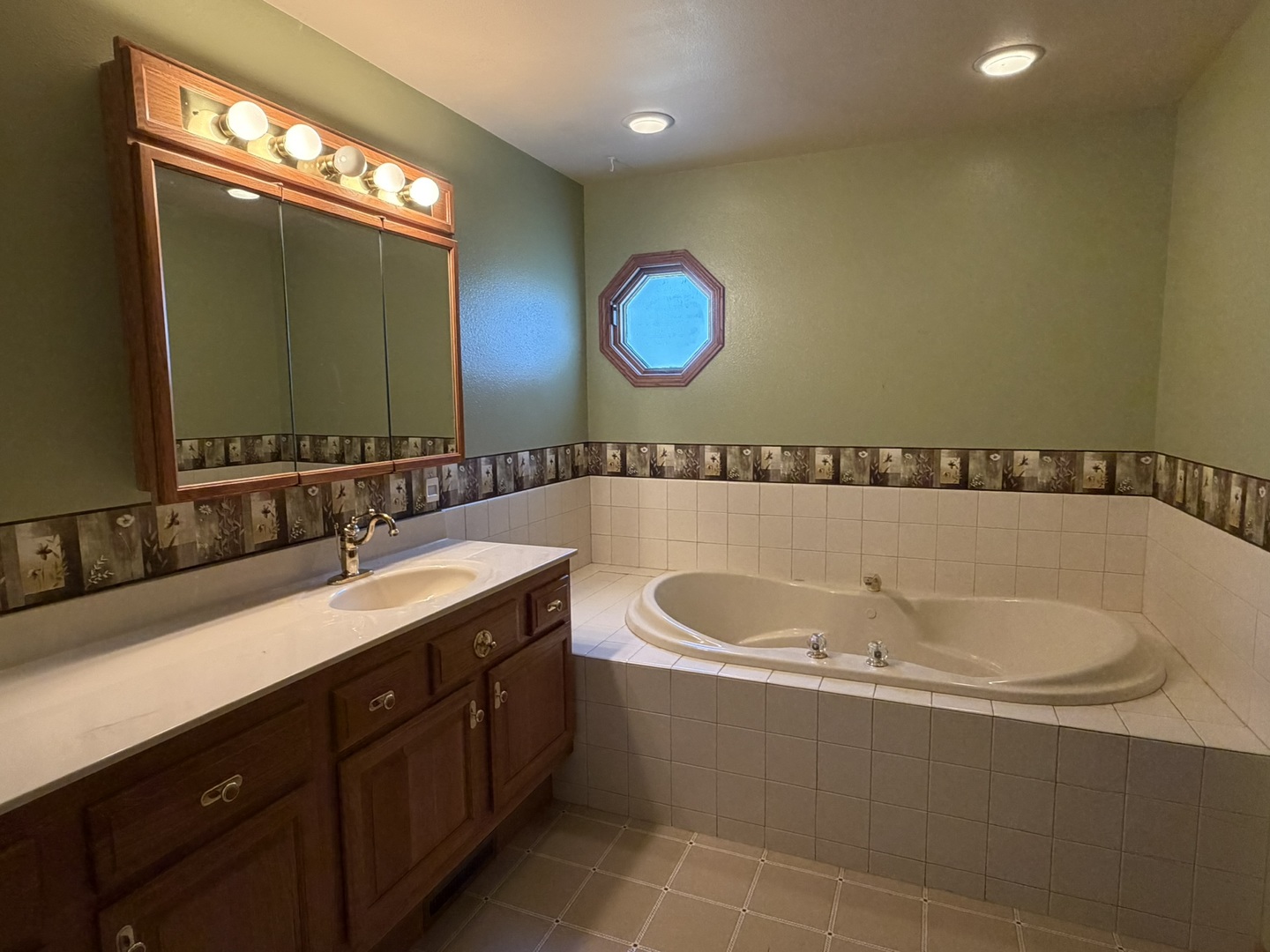 485 Lions Drive Property Photo 28