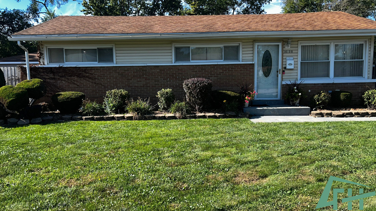16158 Sussex Court Property Photo 2