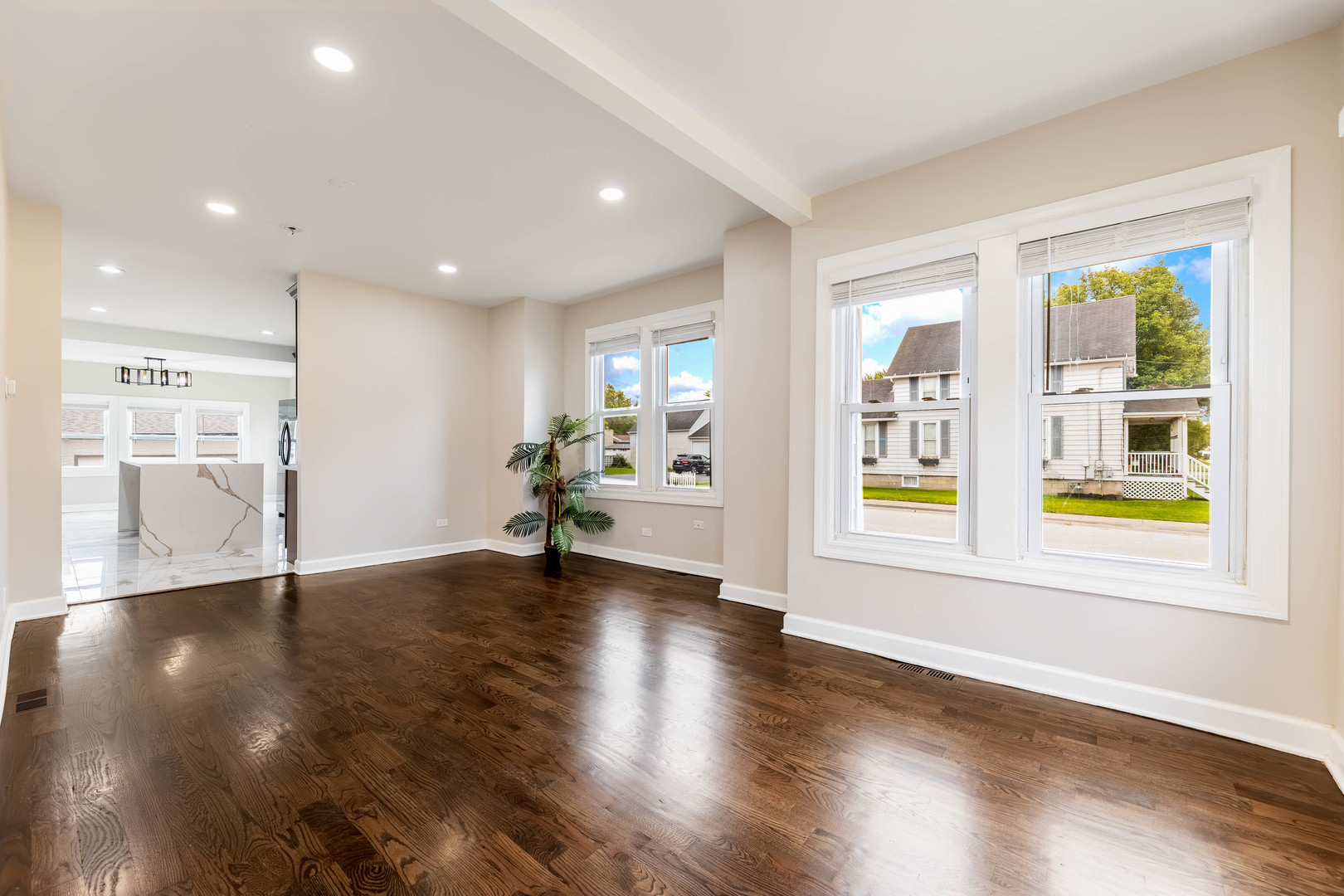 16563 S Park Avenue Property Photo 3