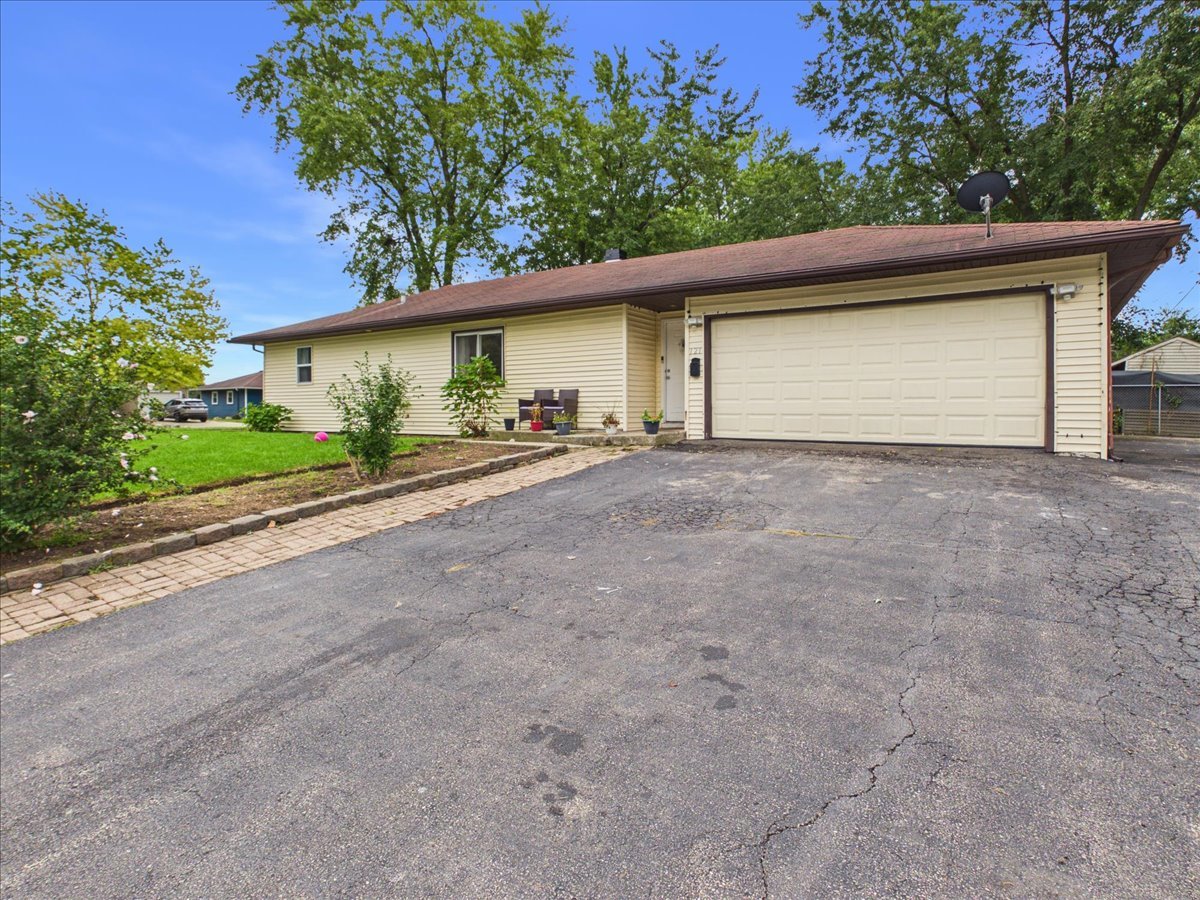 121 Fairway Road Property Photo 1