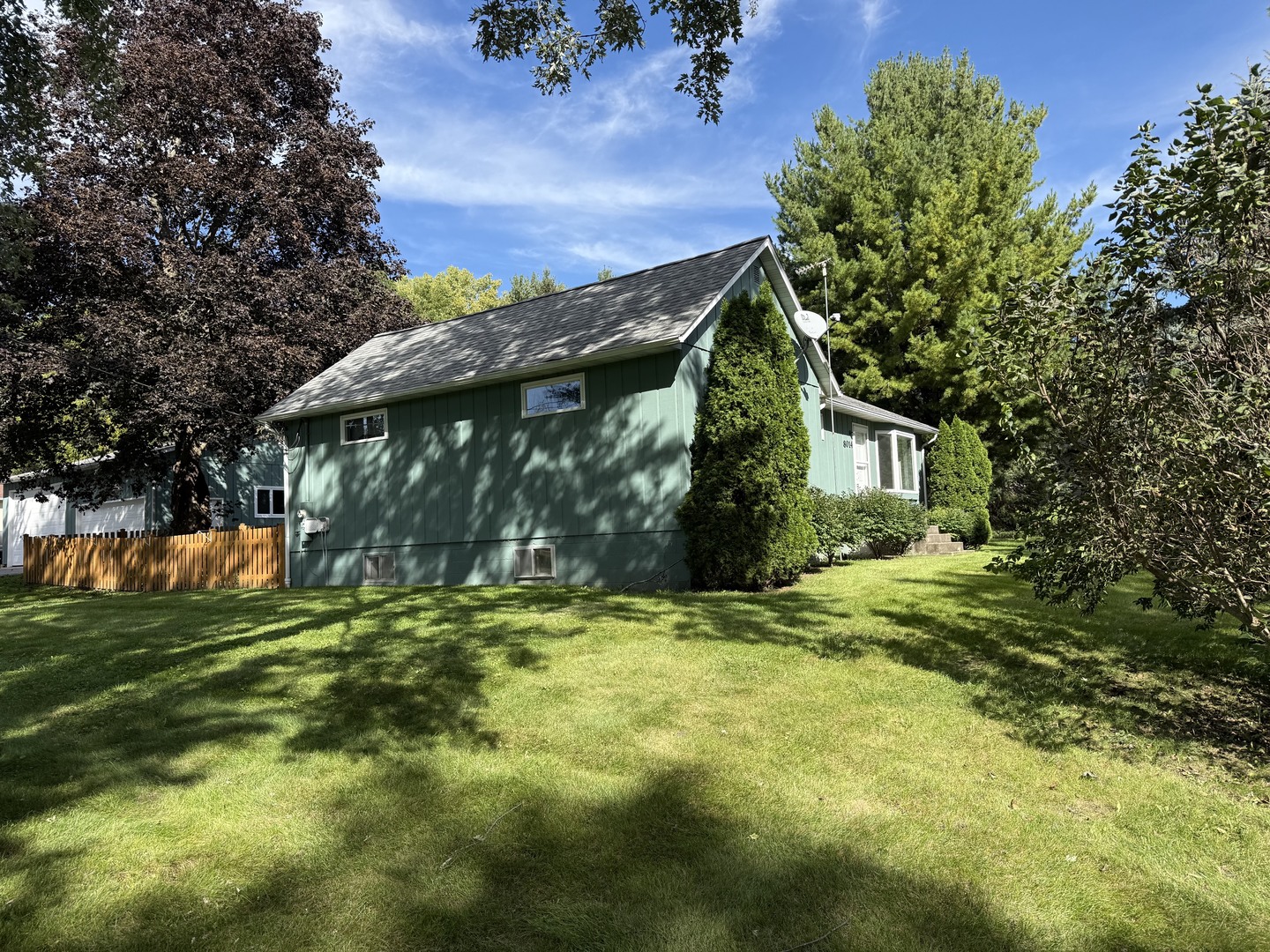 8014 Hillside Road Property Photo 3