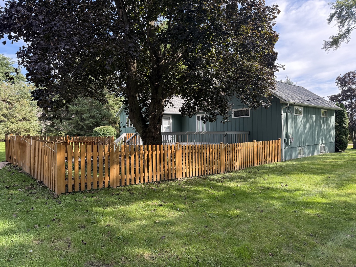 8014 Hillside Road Property Photo 4