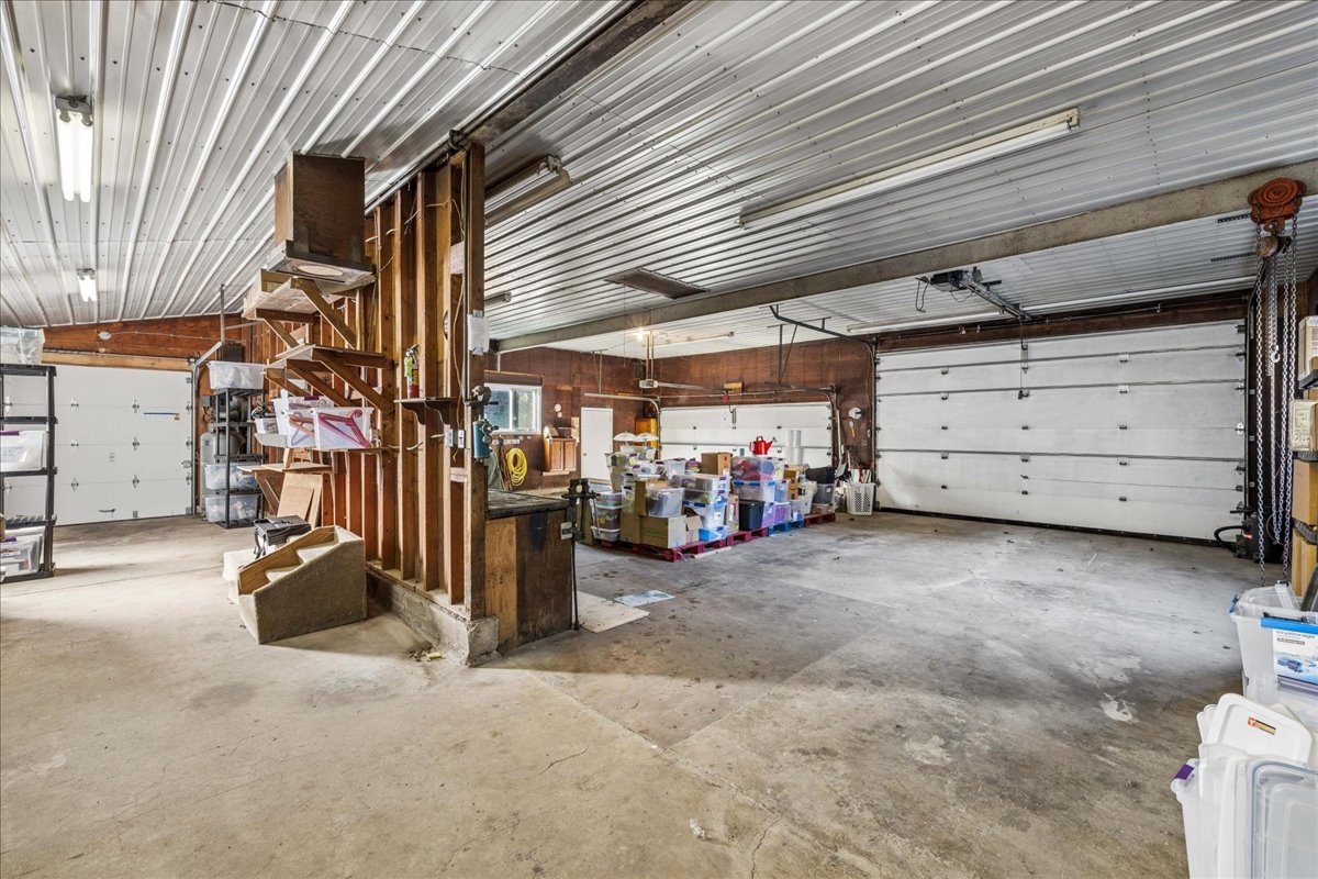 8014 Hillside Road Property Photo 8