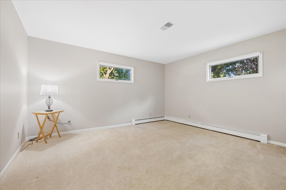 8014 Hillside Road Property Photo 17