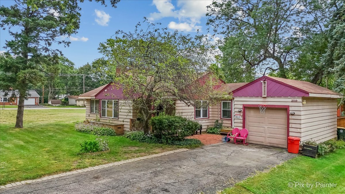 2119 Cherry Avenue Property Photo 1