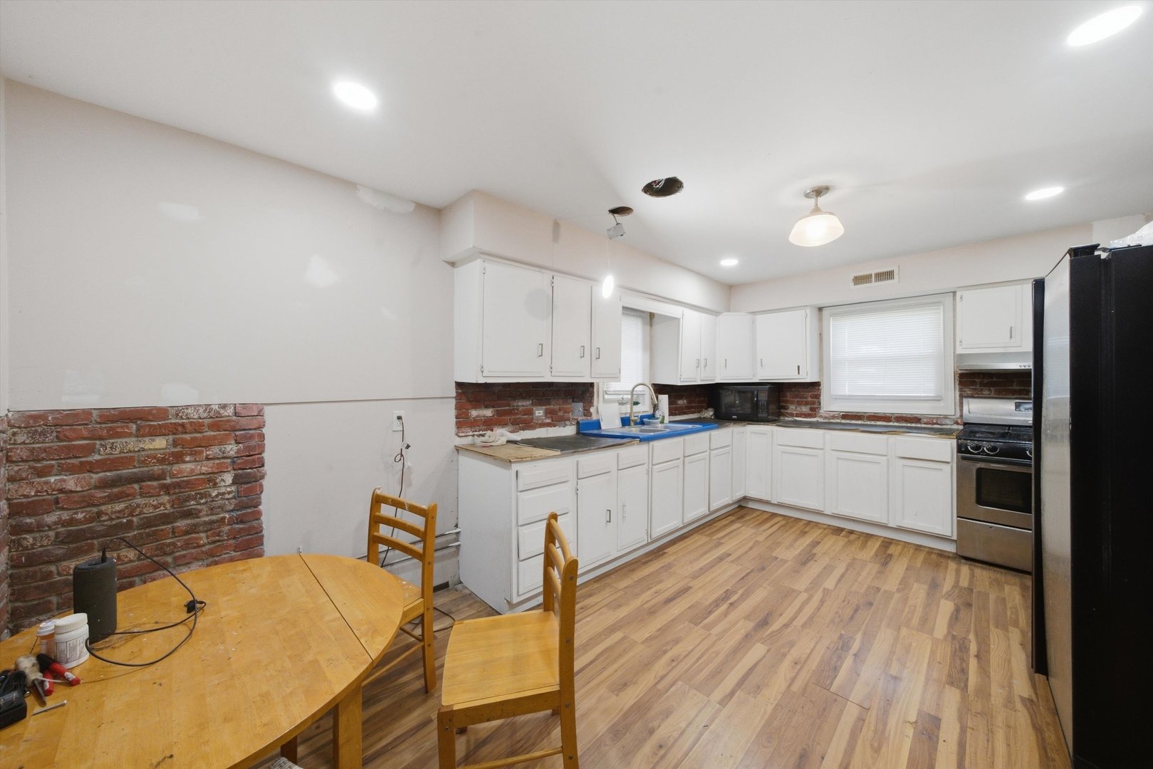 17853 Bock Road Property Photo 8