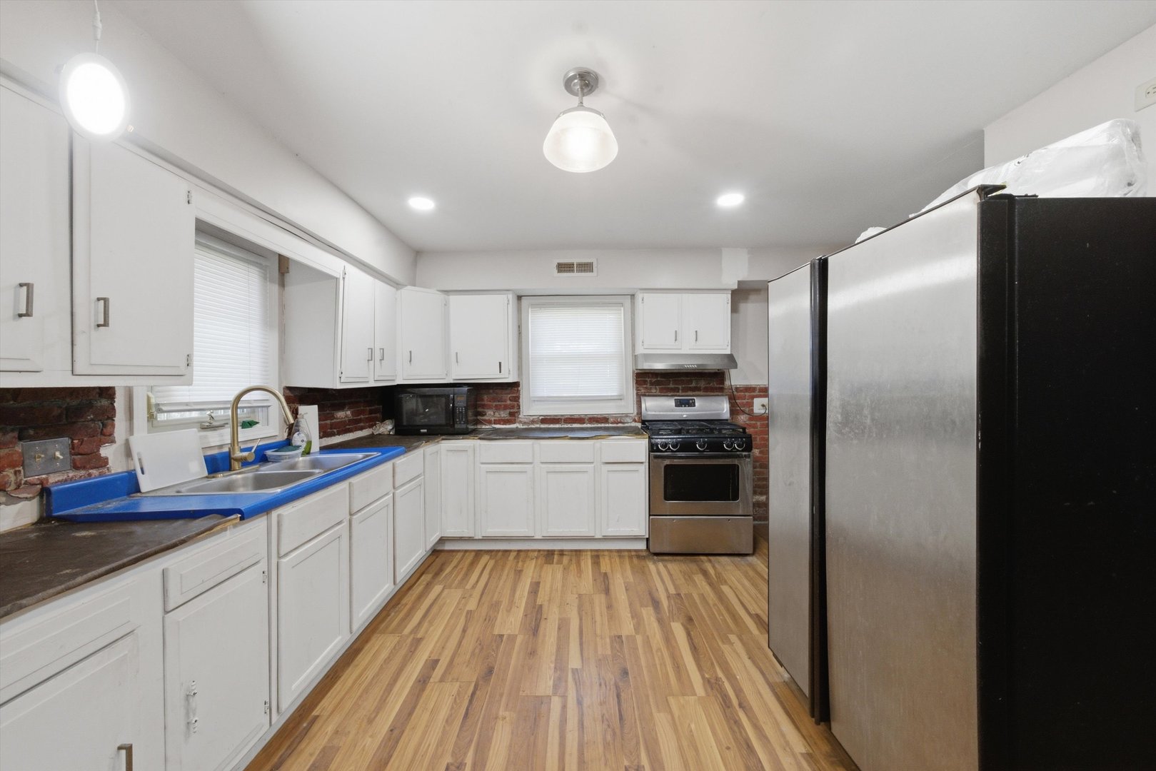 17853 Bock Road Property Photo 9
